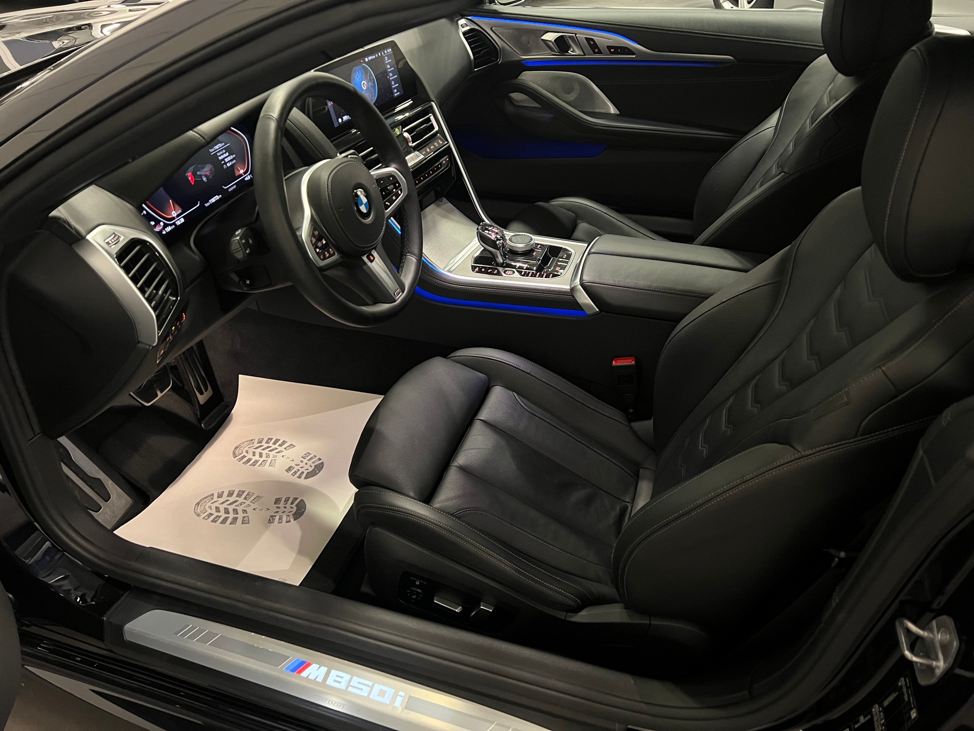 BMW M850i xDrive Steptronic-image-19