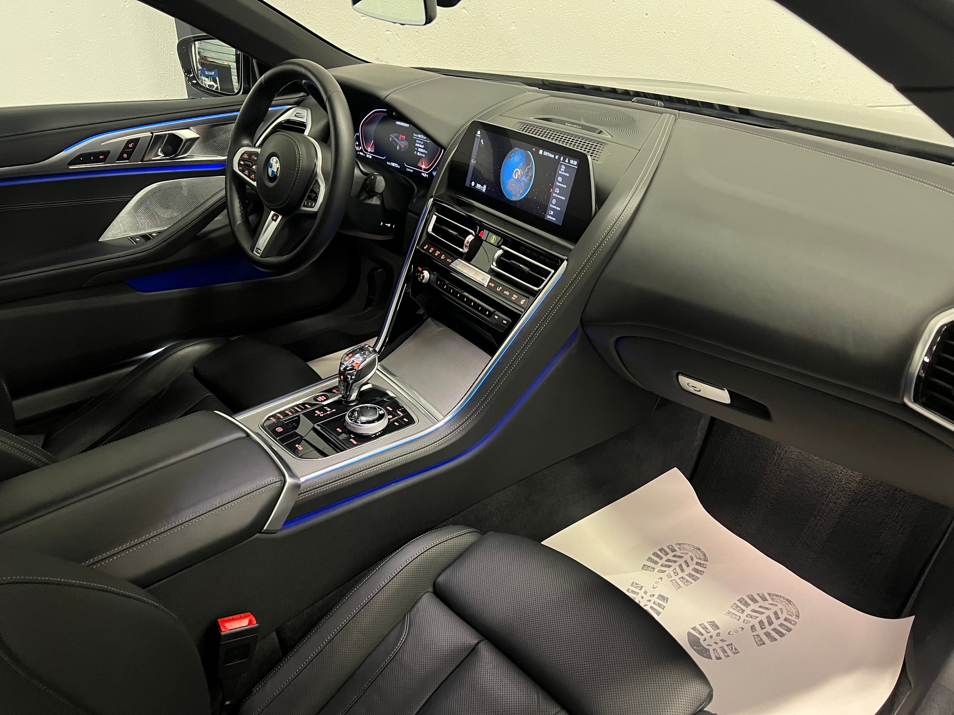 BMW M850i xDrive Steptronic-image-22