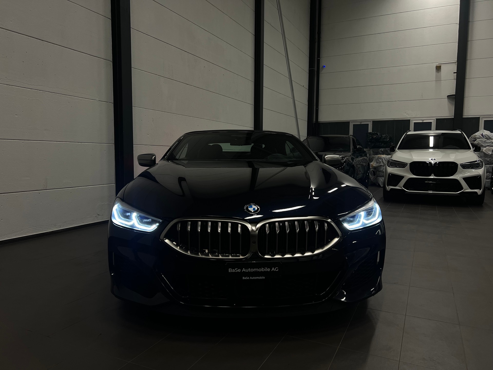BMW M850i xDrive Steptronic-image-6
