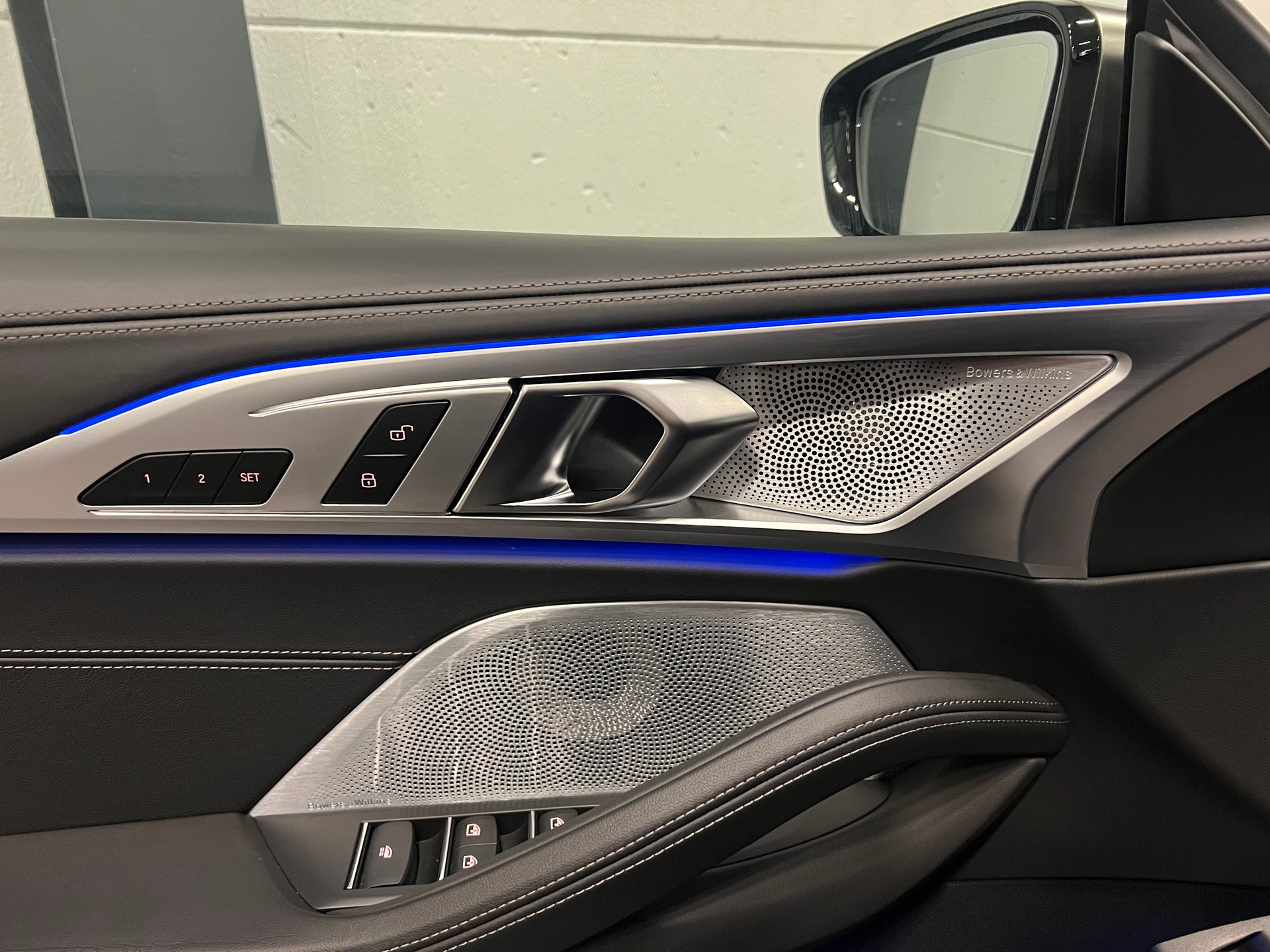 BMW M850i xDrive Steptronic-image-29