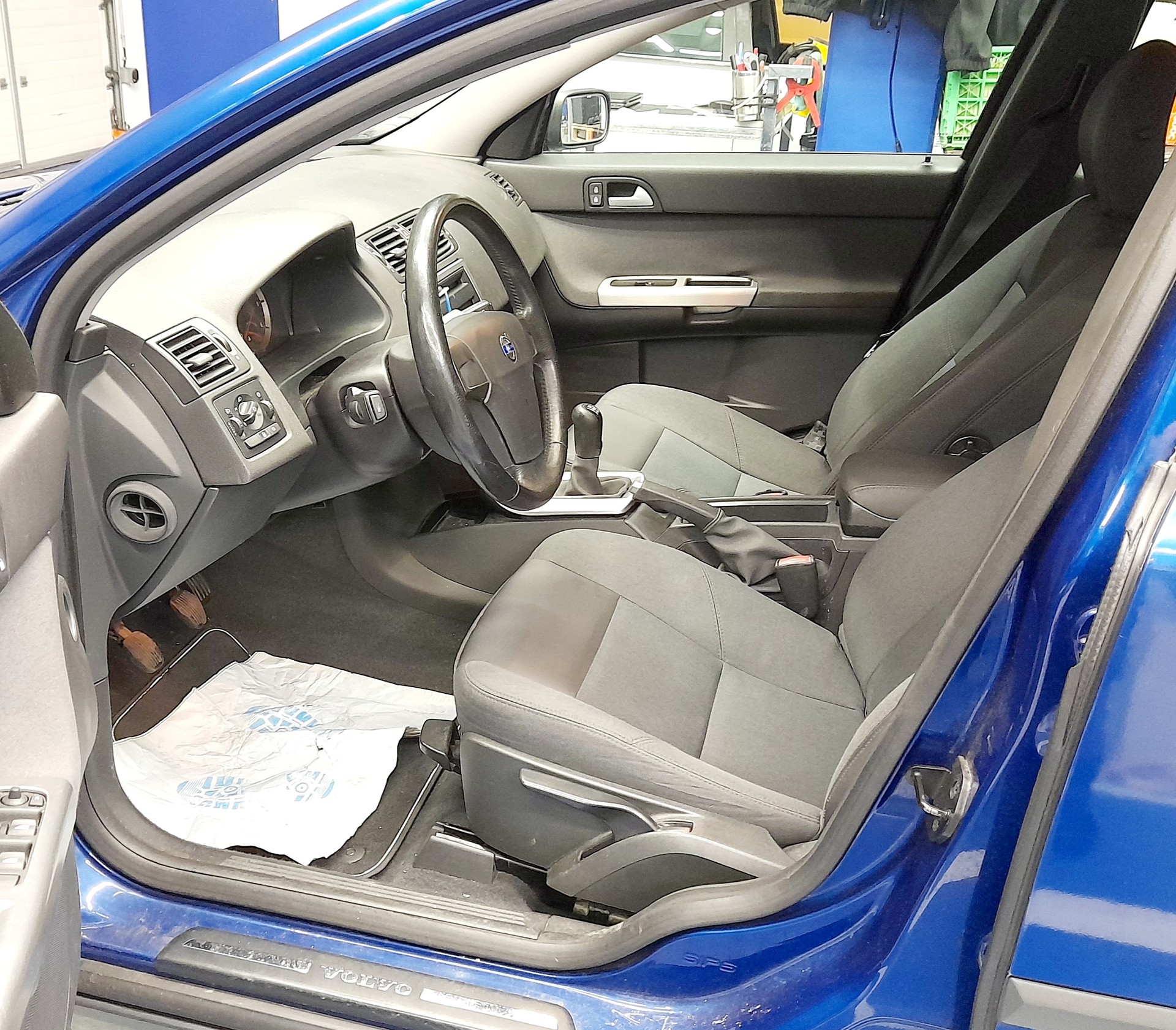 VOLVO V50 1.6D Kinetic-image-5