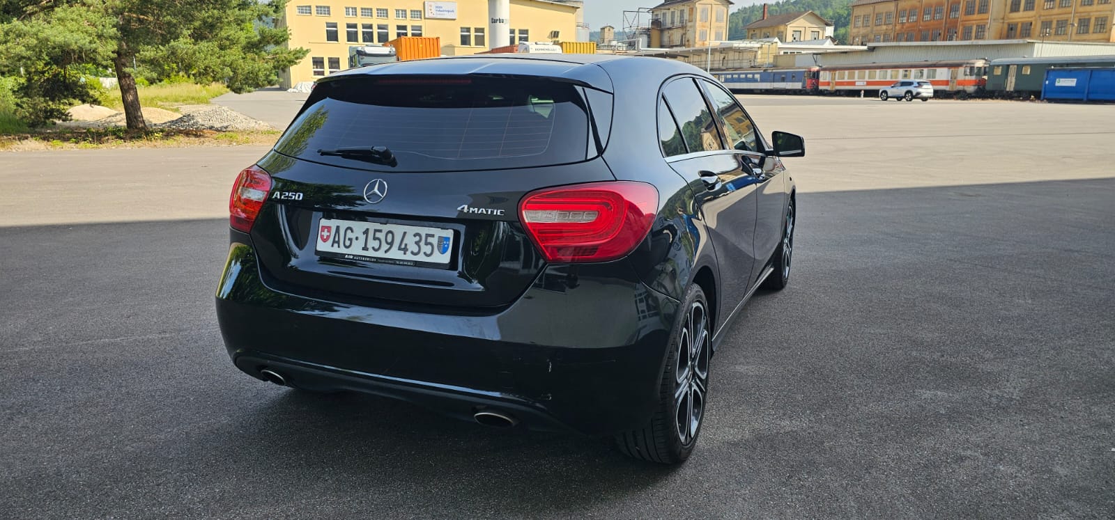 MERCEDES-BENZ A 250 Style 4Matic 7G-DCT-image-2