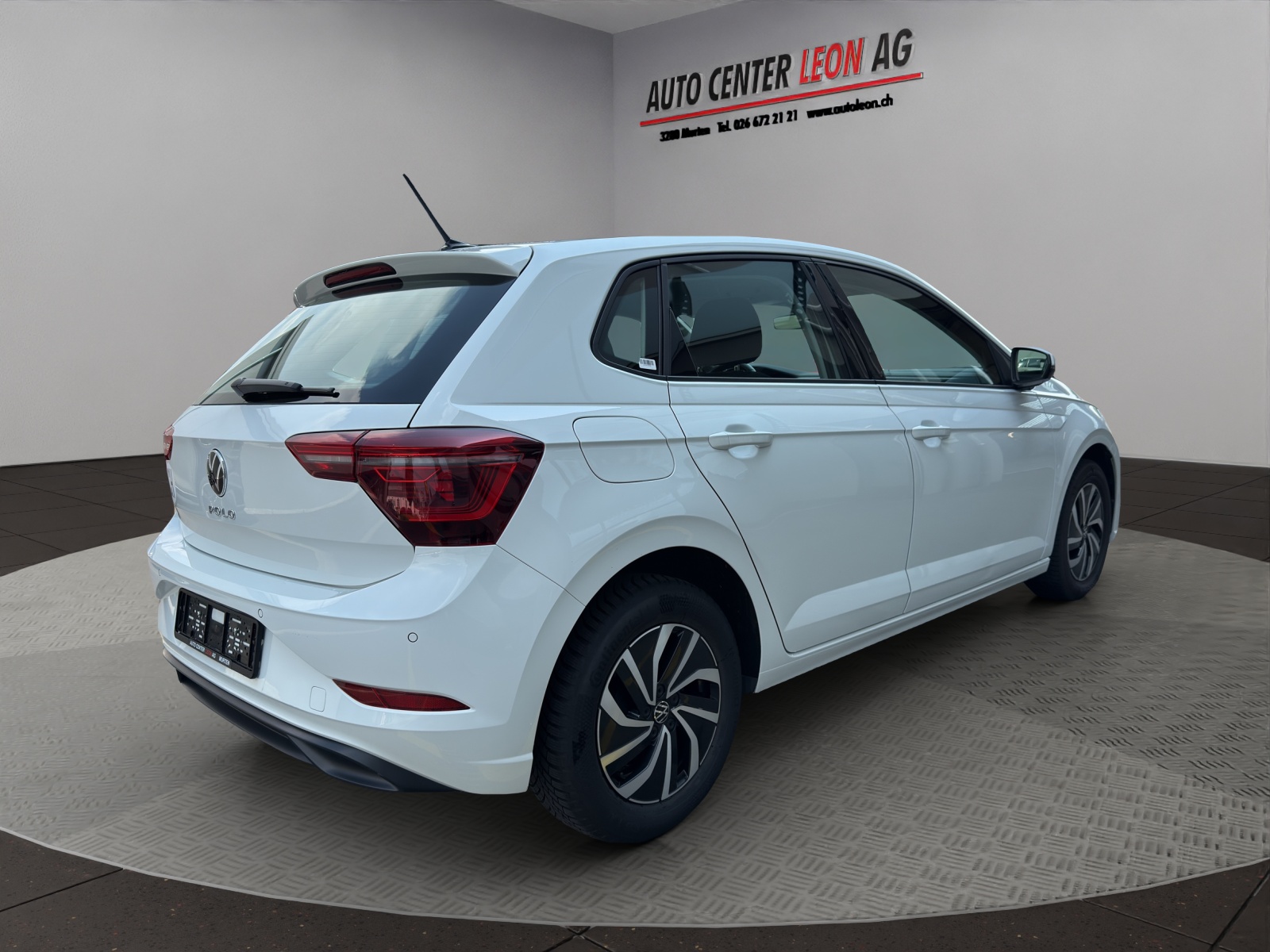 VW Polo 1.0 TSI Life DSG-image-5