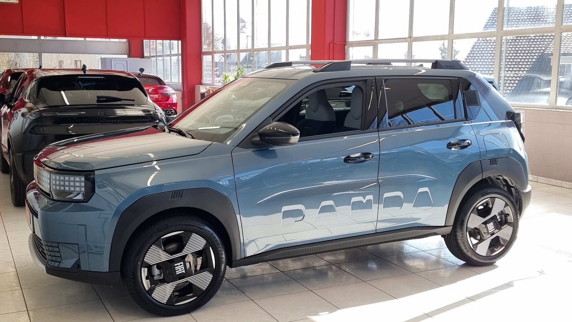 FIAT Grande Panda 1.2 Hybrid 110 PS La Prima-image-1