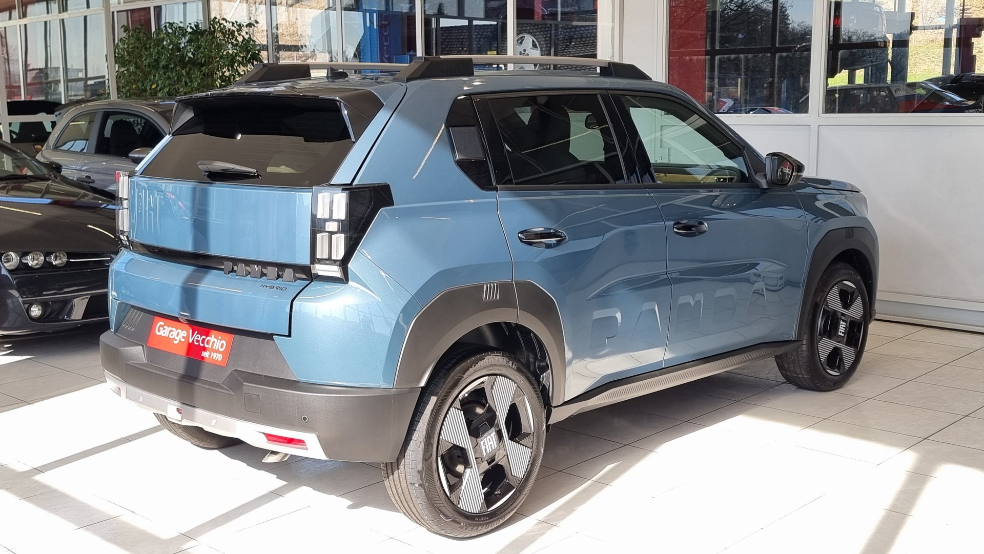 FIAT Grande Panda 1.2 Hybrid 110 PS La Prima-image-4