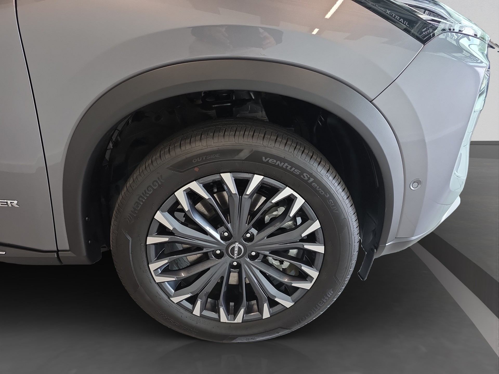 NISSAN X-Trail 1.5 VC-T e-Power 4WD 7 Sitze Tekna+-image-12