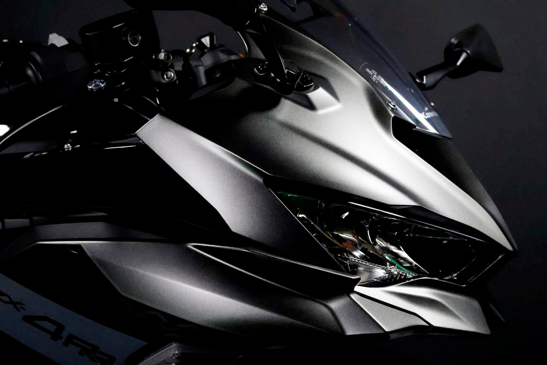 KAWASAKI Ninja ZX-4RR (57/35 KW) Level 1-showroom-element-3