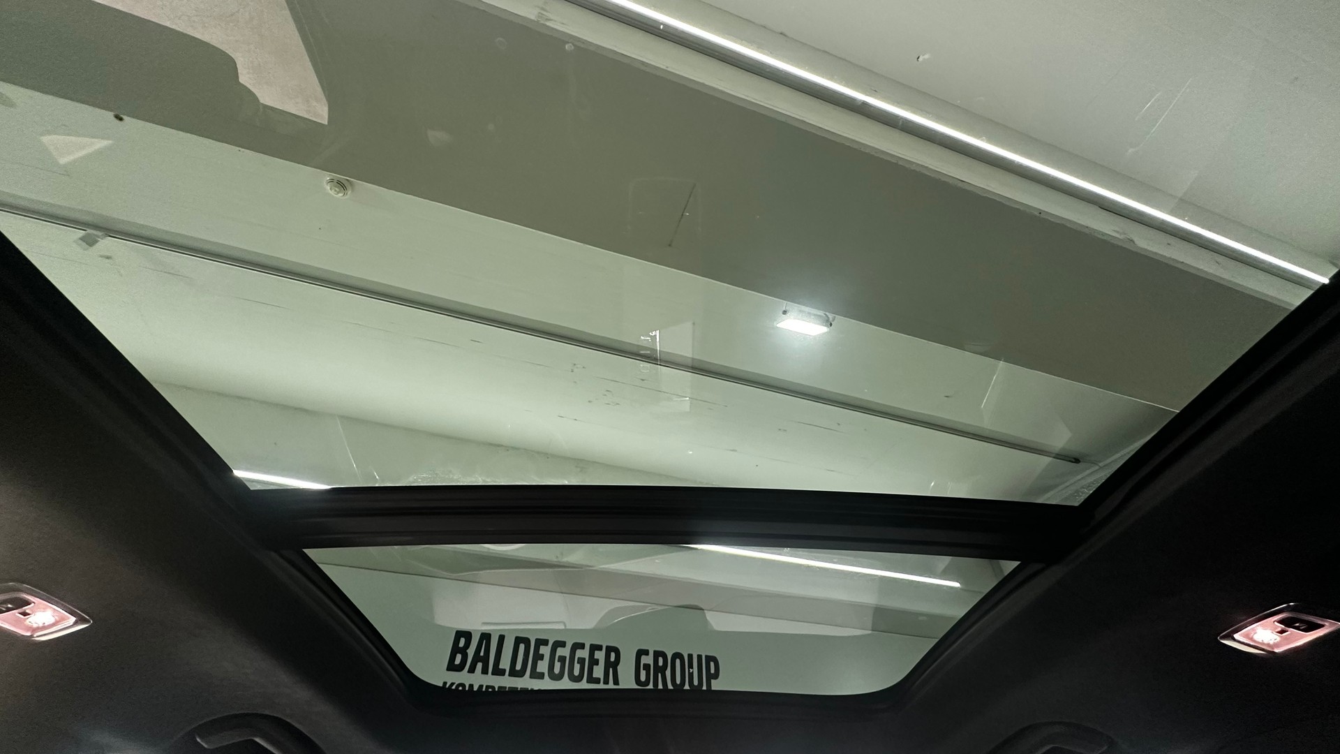 VOLVO XC90 2.0 T8 TE R-Design 7P. eA-image-9