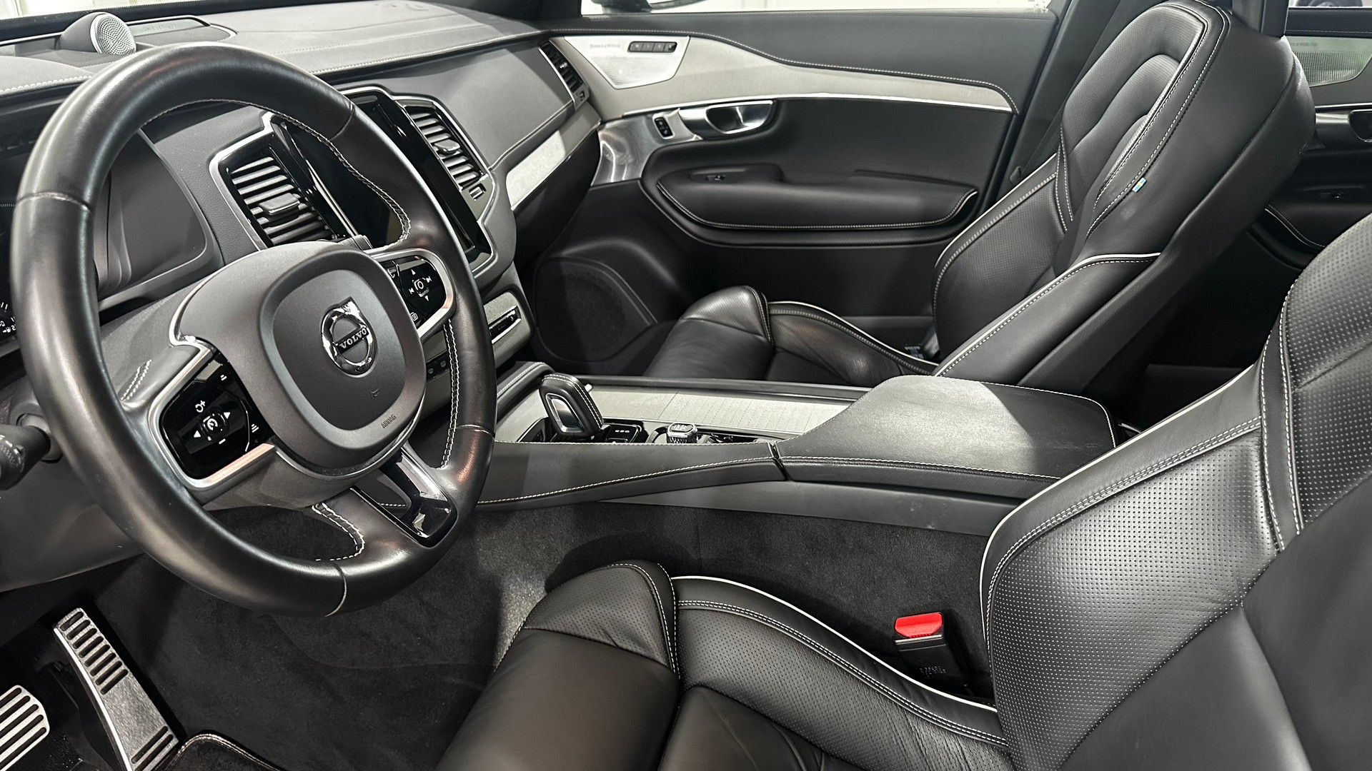 VOLVO XC90 2.0 T8 TE R-Design 7P. eA-image-3