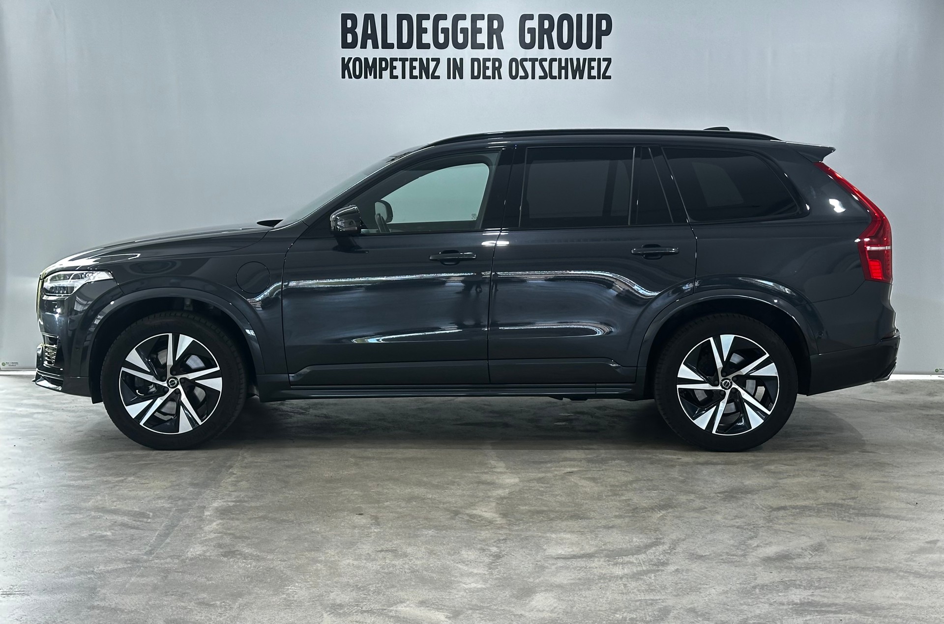 VOLVO XC90 2.0 T8 TE R-Design 7P. eA-image-1
