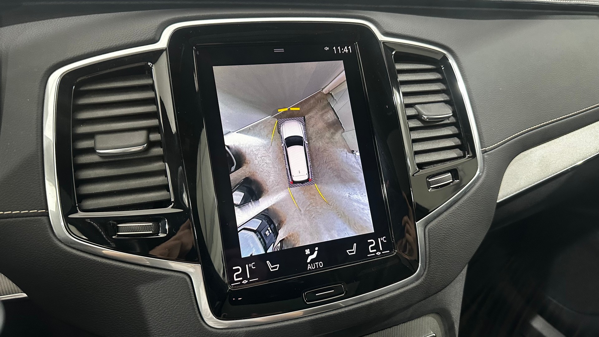 VOLVO XC90 2.0 T8 TE R-Design 7P. eA-image-8