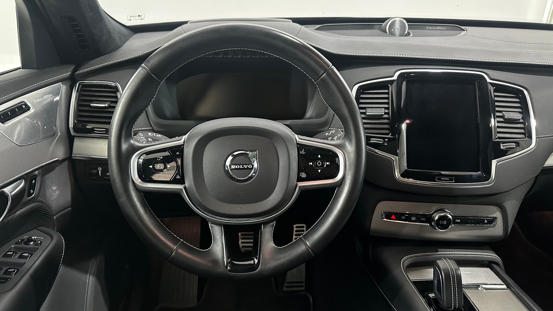 VOLVO XC90 2.0 T8 TE R-Design 7P. eA-image-12