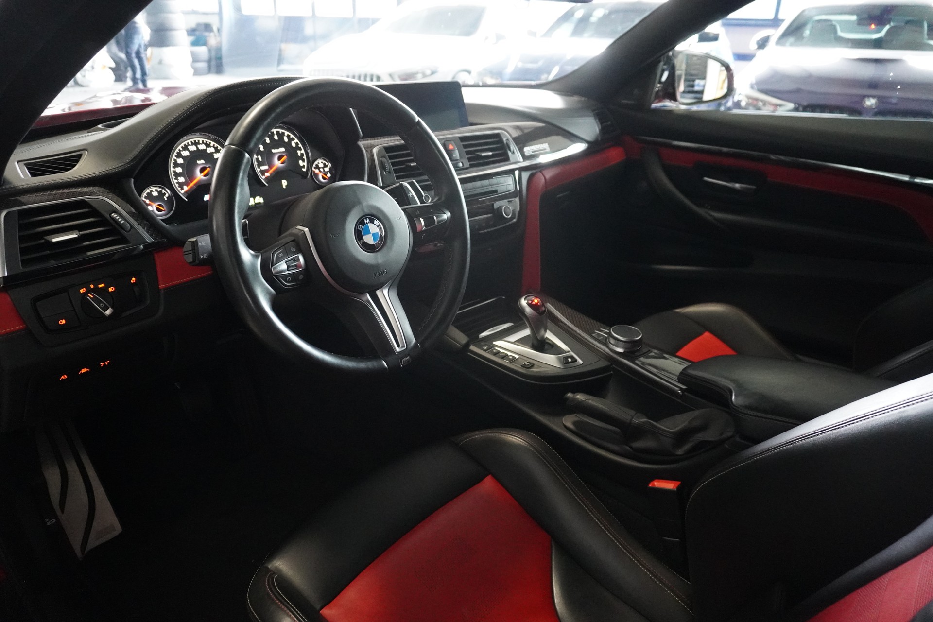 BMW M4 Coupé Competition DKG ///Edition 1/750///-image-6