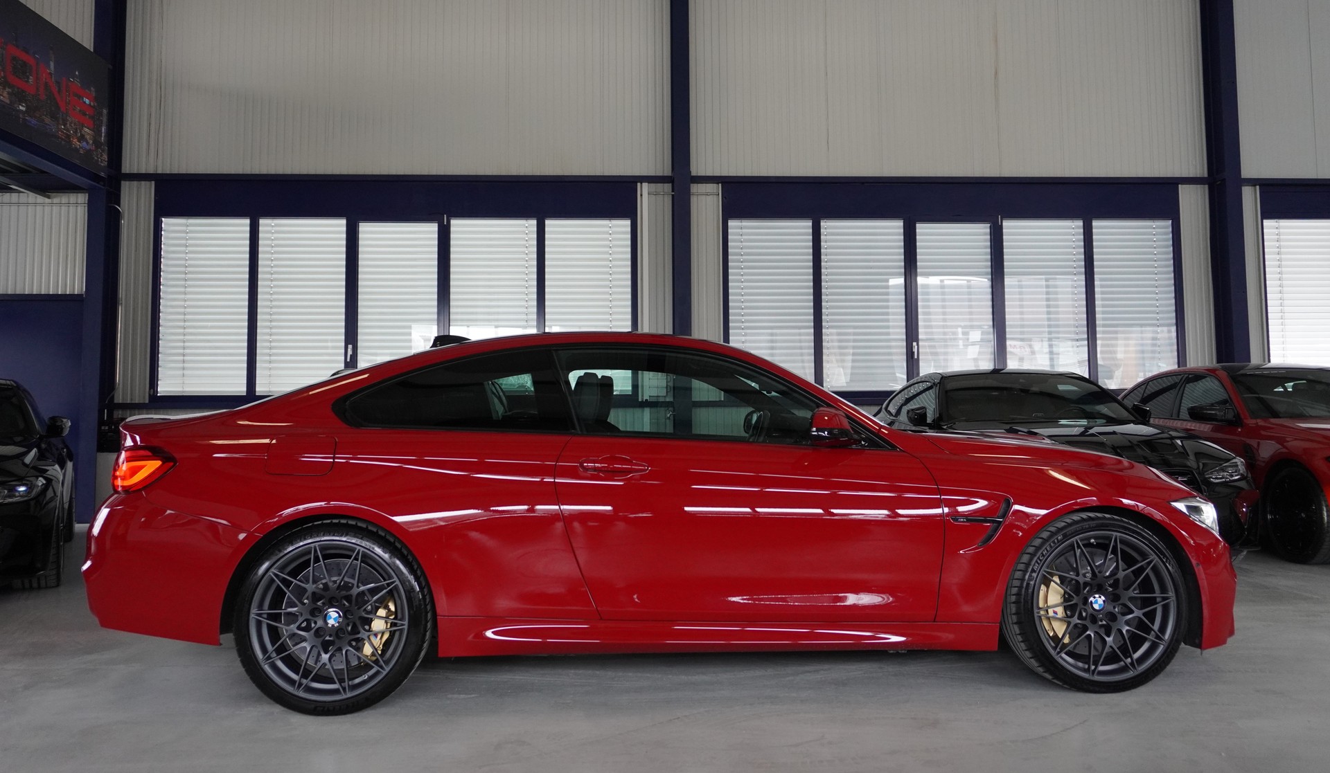 BMW M4 Coupé Competition DKG ///Edition 1/750///-image-3