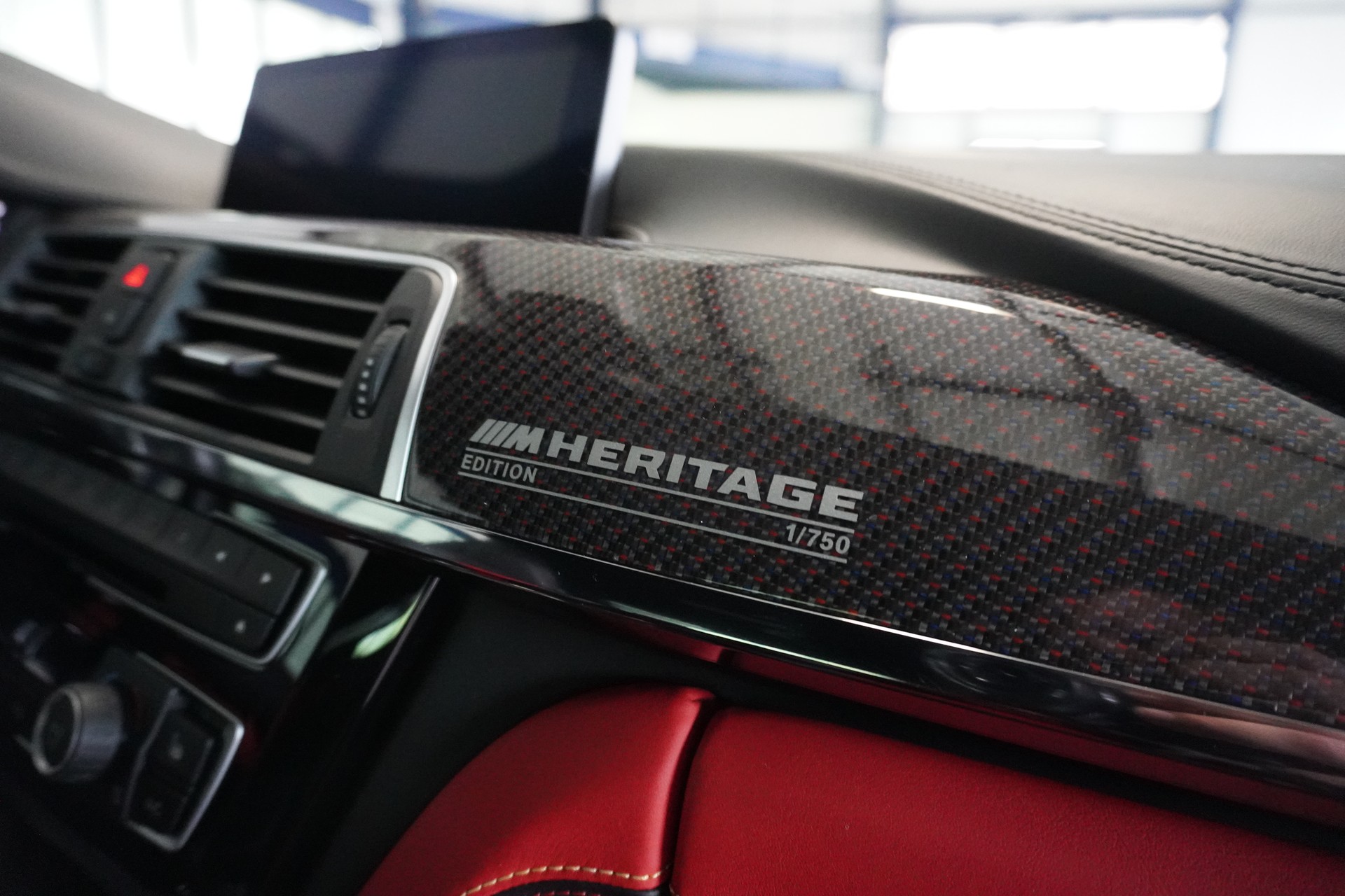 BMW M4 Coupé Competition DKG ///Edition 1/750///-image-9