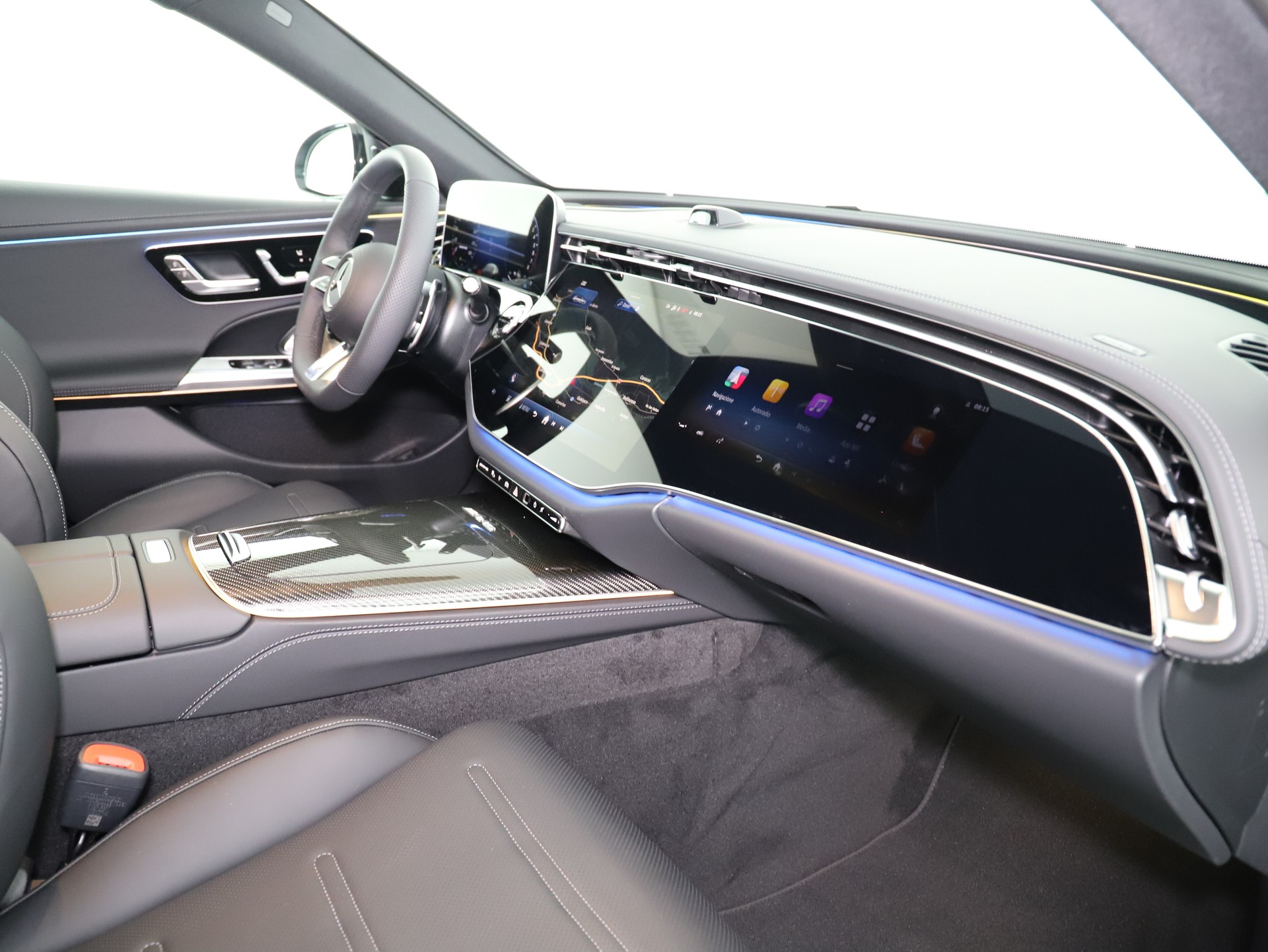 MERCEDES-BENZ E 53 Hybrid T 4Matic+ 9G-Tronic-image-11