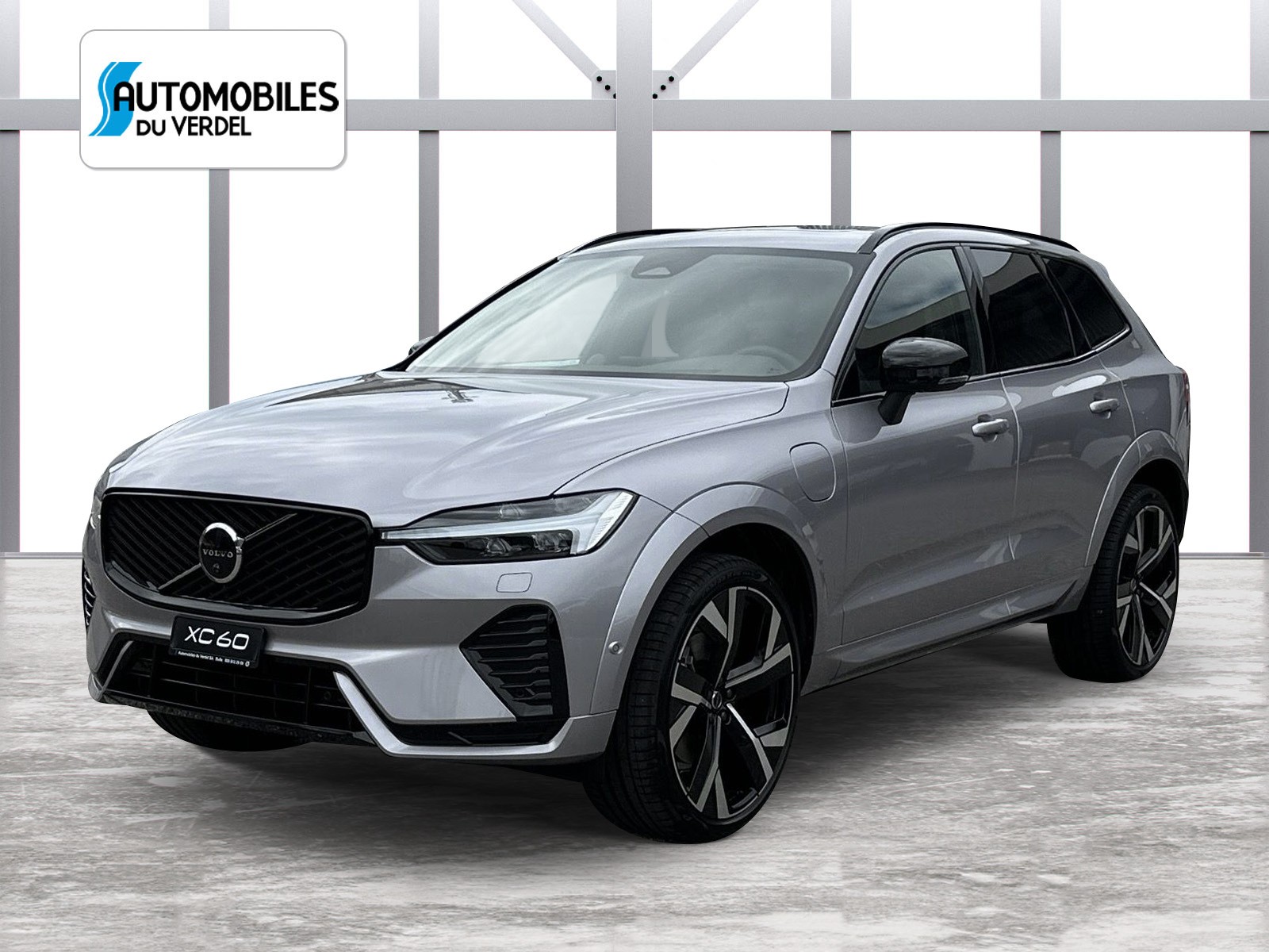 VOLVO XC60 2.0 T8 TE Ultra Dark eAWD-image-0