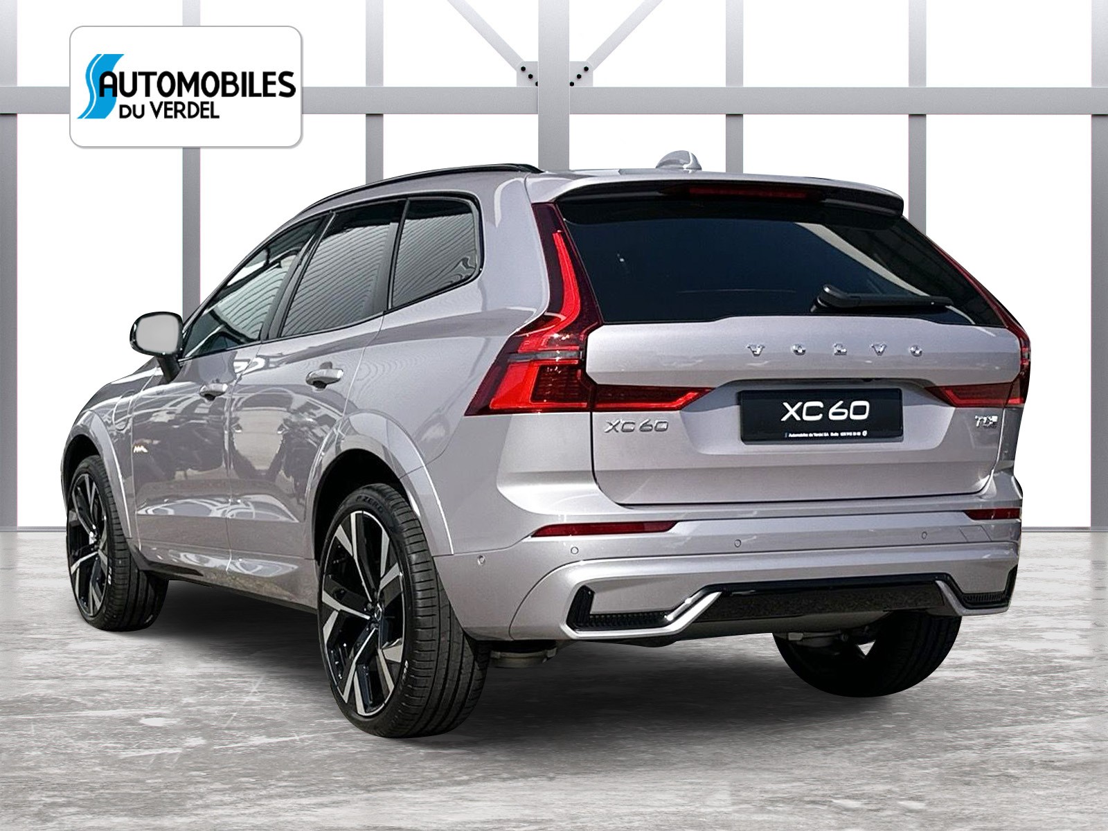 VOLVO XC60 2.0 T8 TE Ultra Dark eAWD-image-2