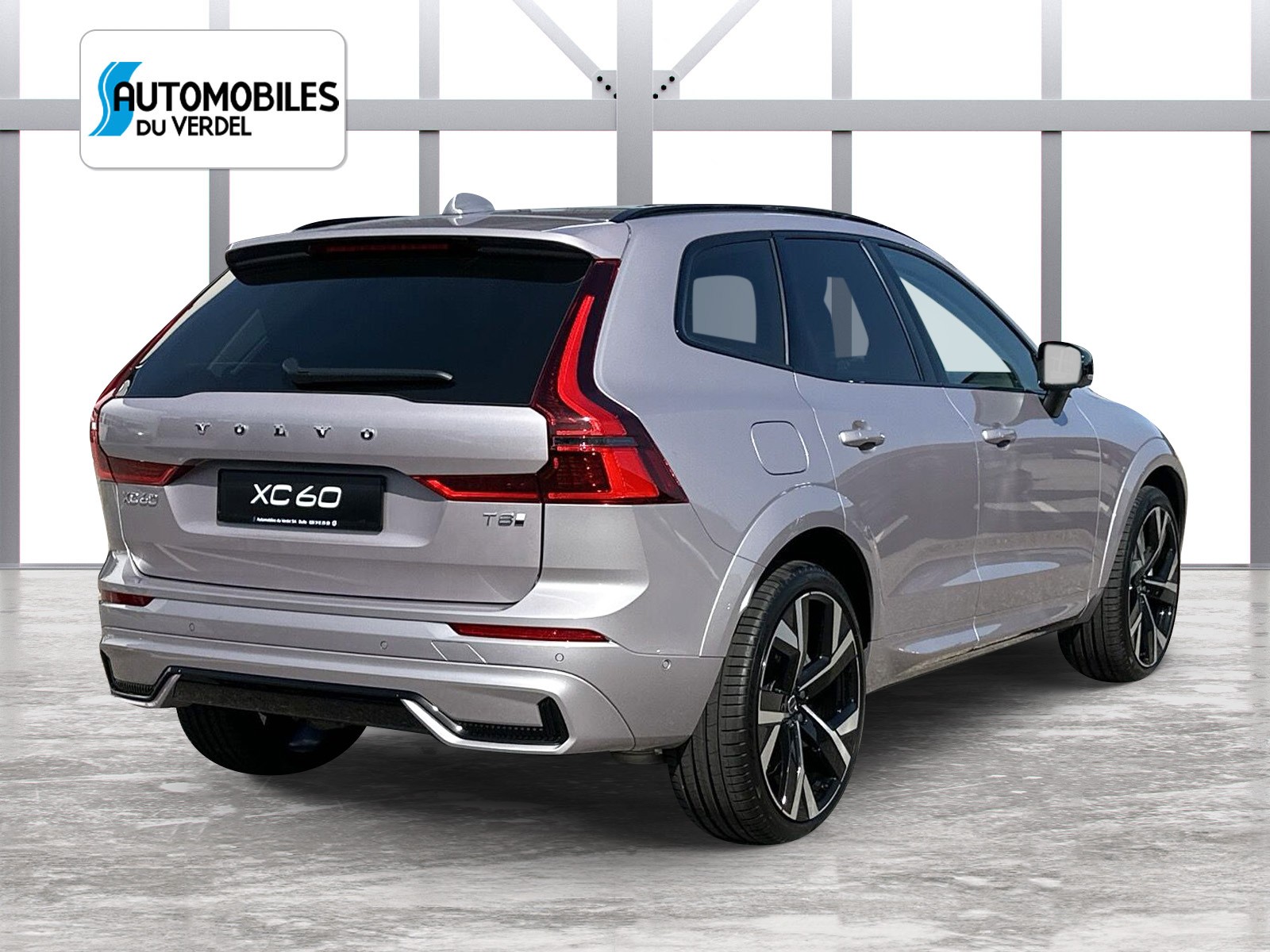 VOLVO XC60 2.0 T8 TE Ultra Dark eAWD-image-4