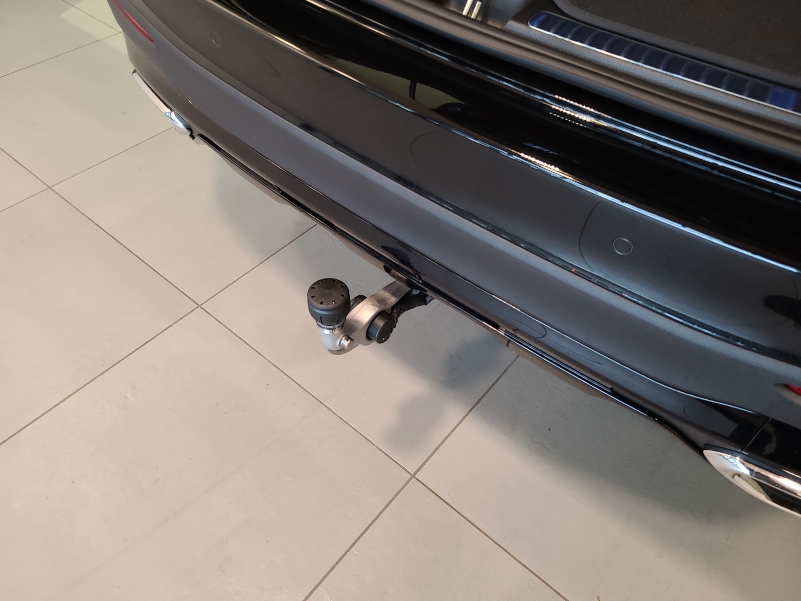 MERCEDES-BENZ GLC 450d 4Matic 9G-Tronic-image-15