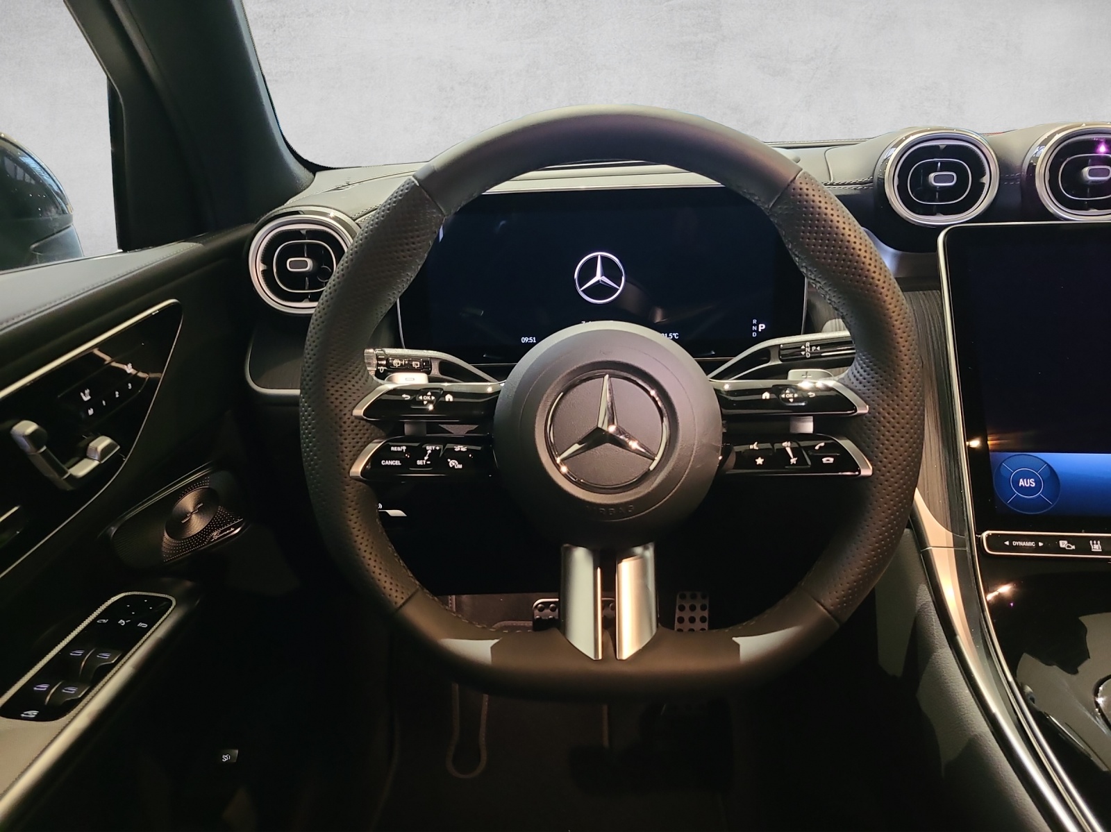 MERCEDES-BENZ GLC 450d 4Matic 9G-Tronic-image-12