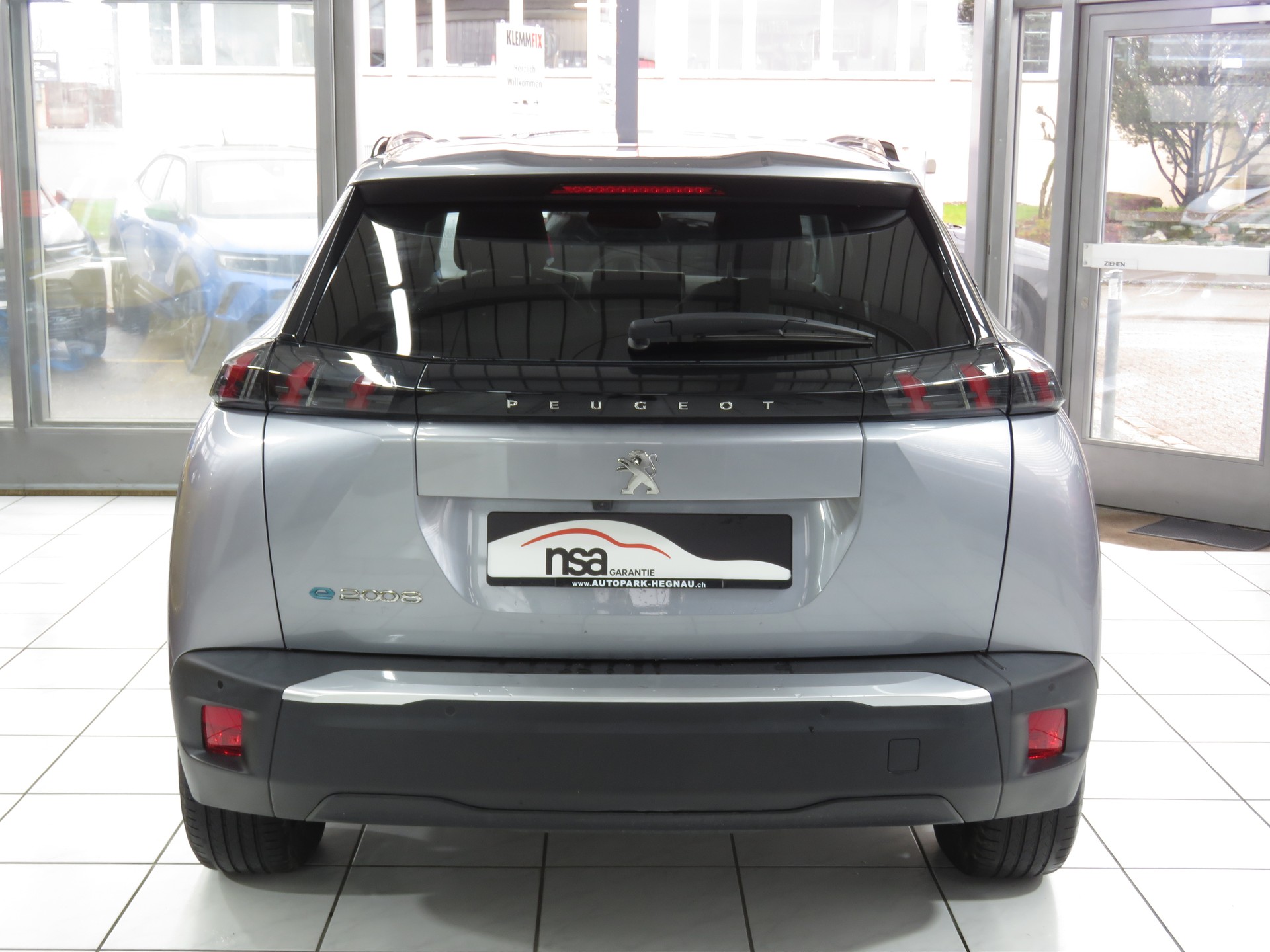 PEUGEOT 2008 e Allure Automat-image-4