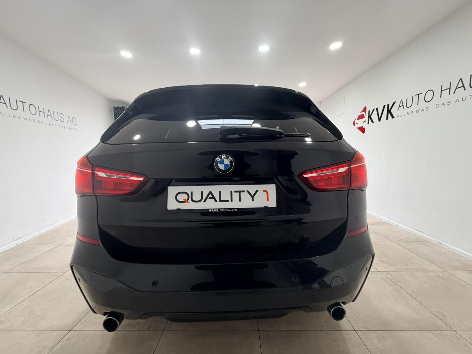 BMW X1 xDrive 25d M Sport Steptronic **Panoramaschiebedach**-image-4
