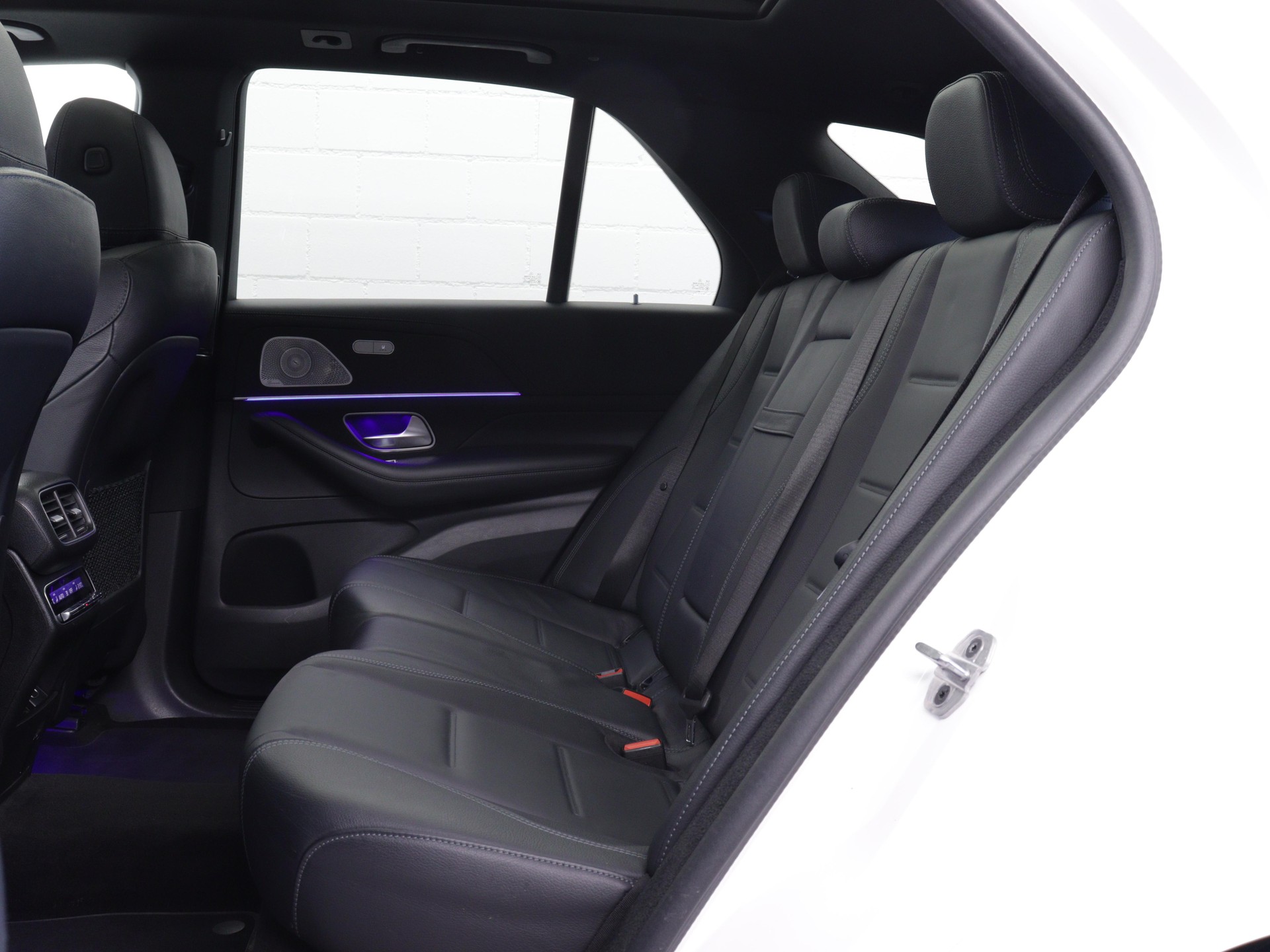 MERCEDES-BENZ GLE 400 d AMG Line 4matic-image-9