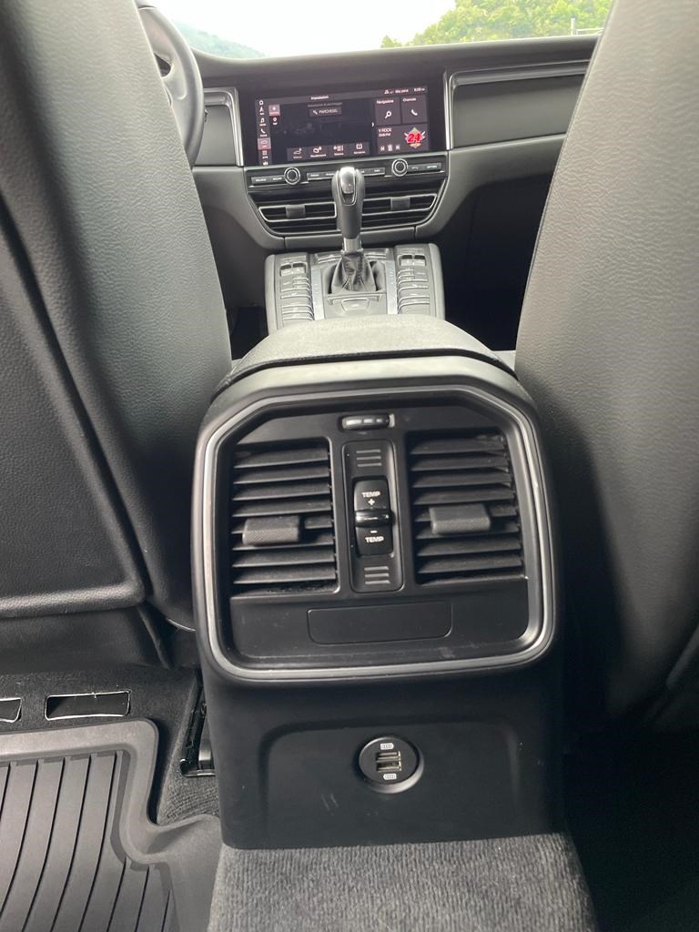 PORSCHE Macan PDK-image-14