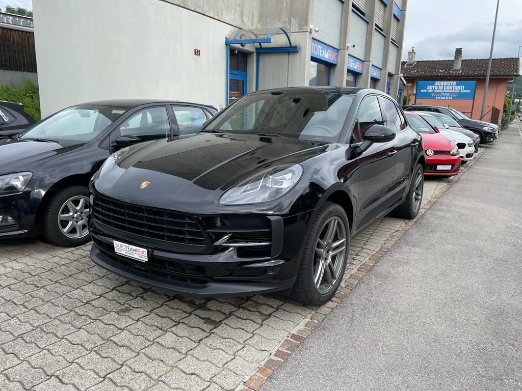 PORSCHE Macan PDK