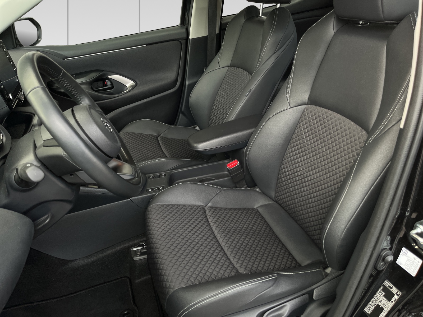 MAZDA 2 Hybrid Select-image-6