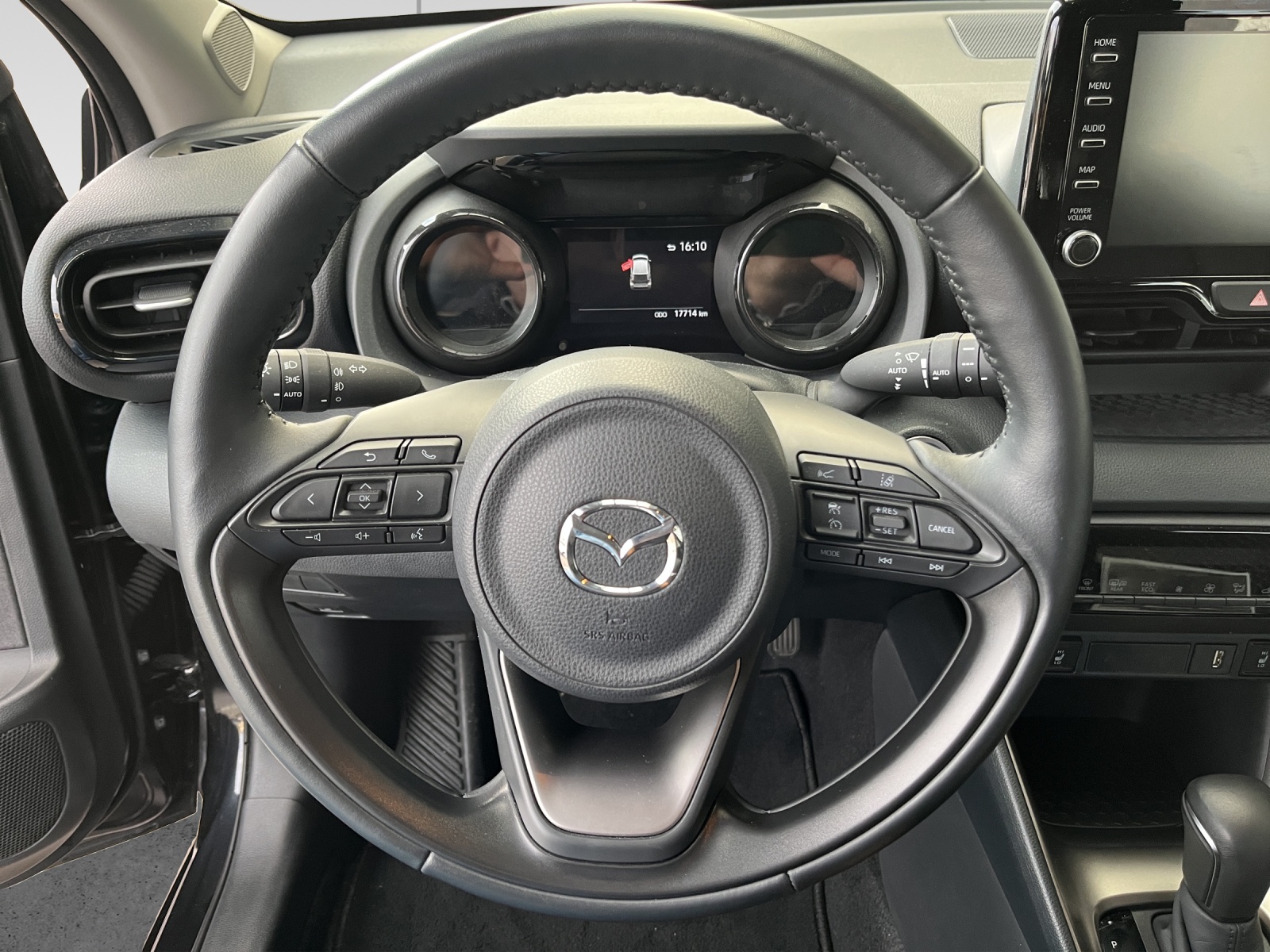 MAZDA 2 Hybrid Select-image-8