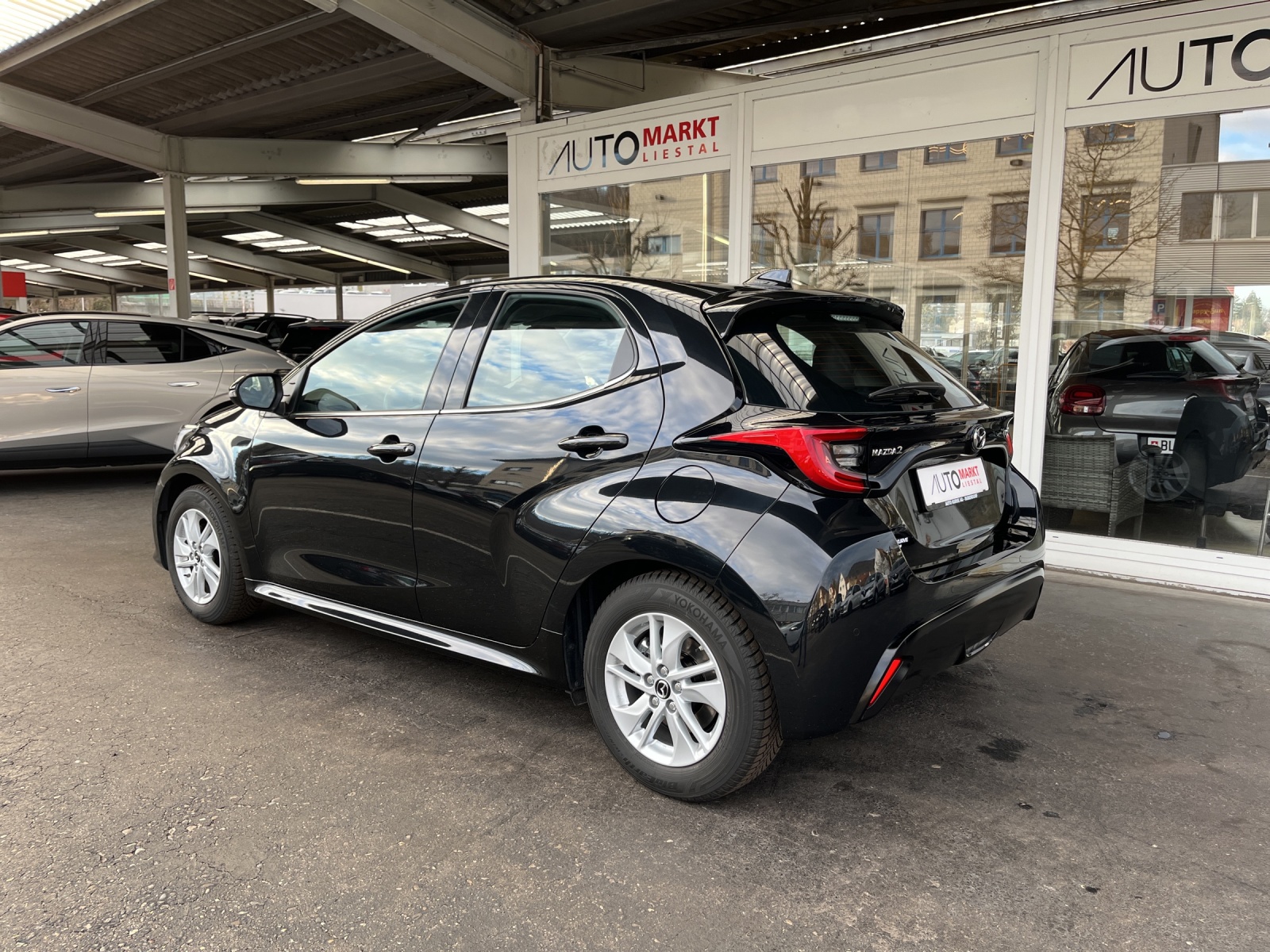 MAZDA 2 Hybrid Select-image-2