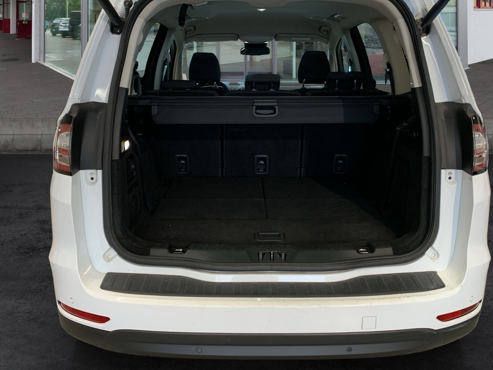 FORD Galaxy 2.0 TDCi 190 Titanium 4x4 7P-image-10