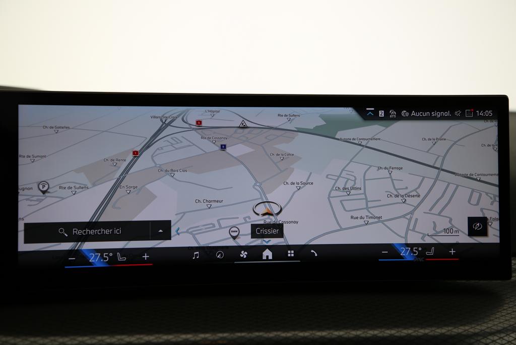 BMW 320d xDrive Touring-image-6