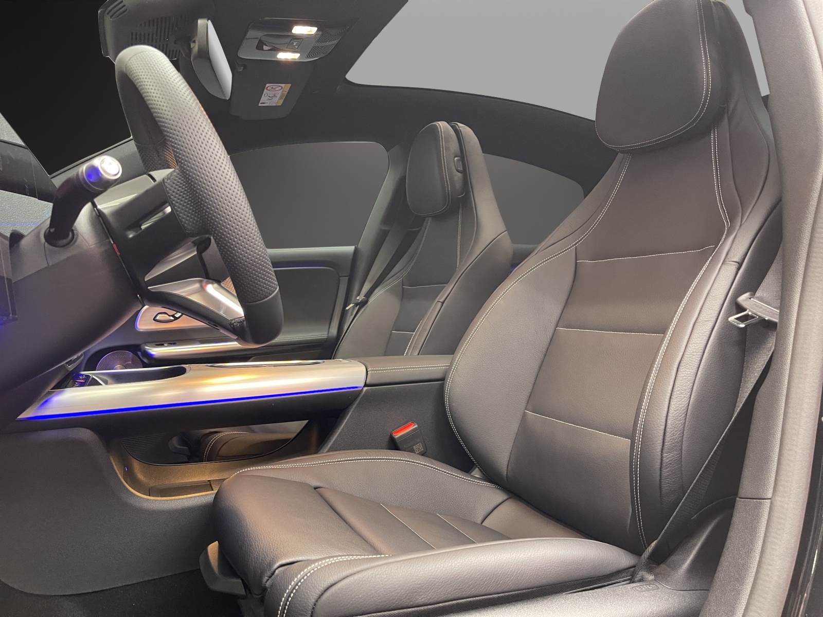 MERCEDES-BENZ CLA 220 8G-DCT 4Matic-image-9