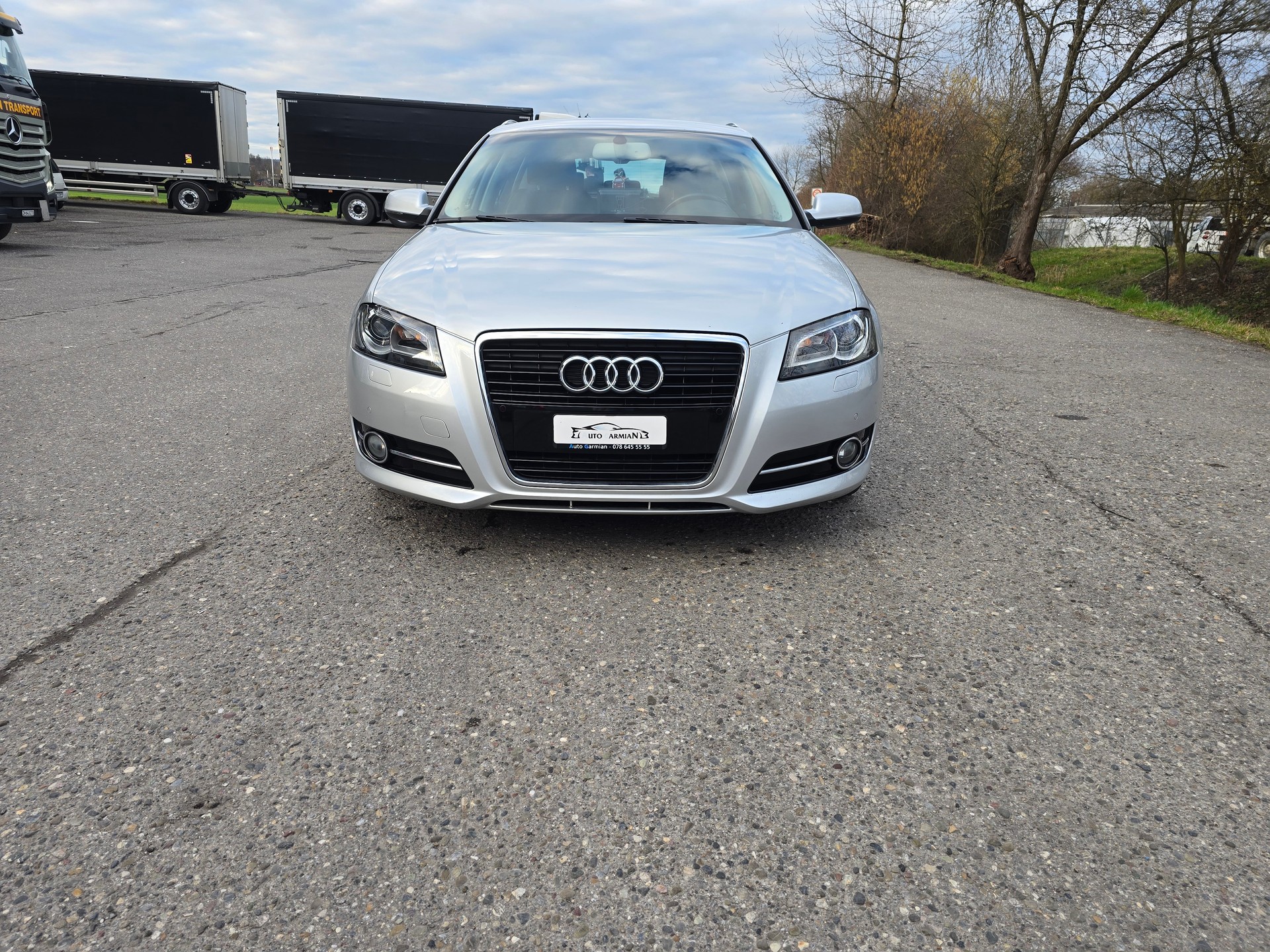 AUDI A3 Sportback 1.8 TFSI Ambiente S-tronic-image-0