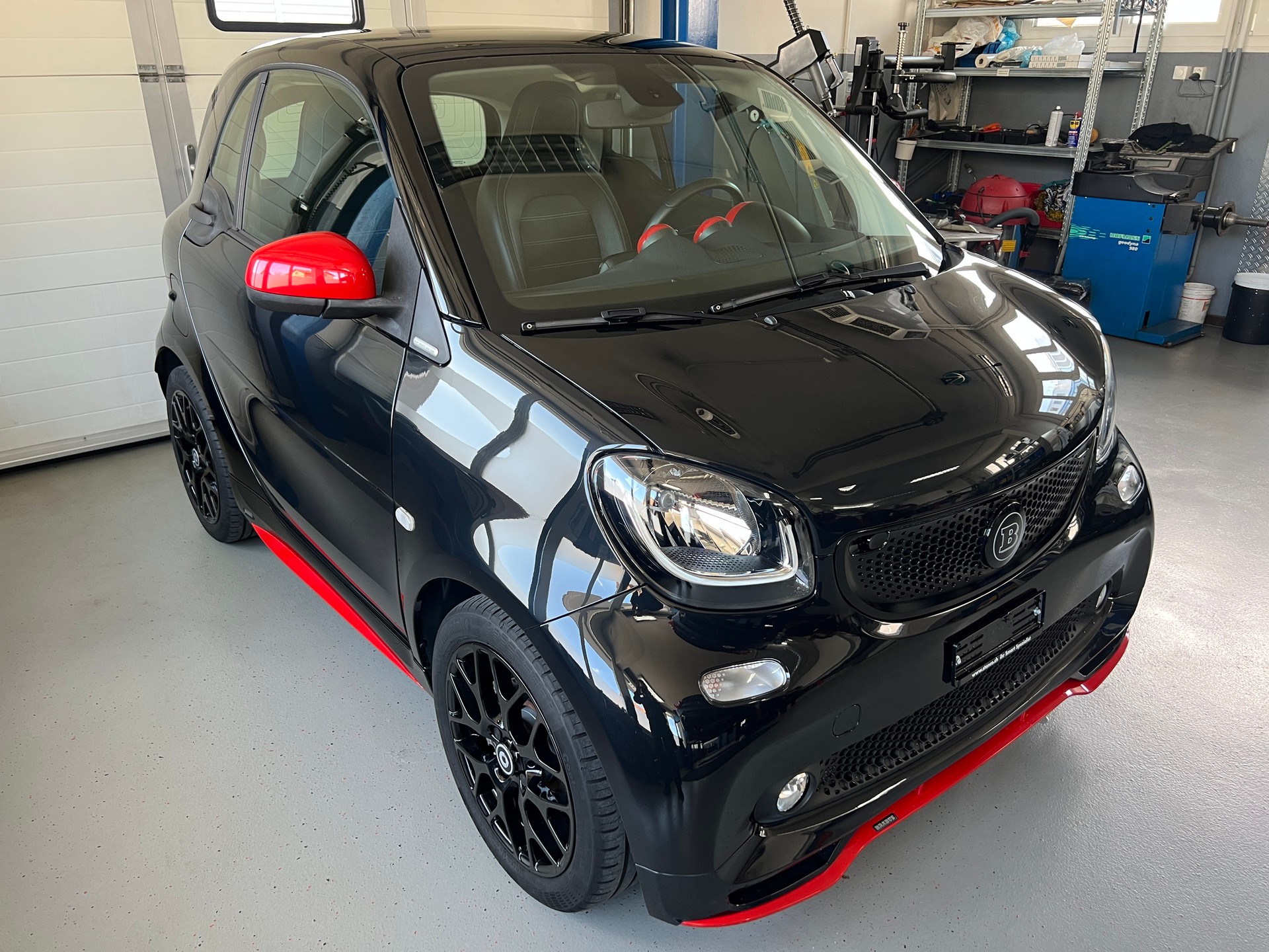 SMART fortwo Brabus Tailormade twinmatic-image-1