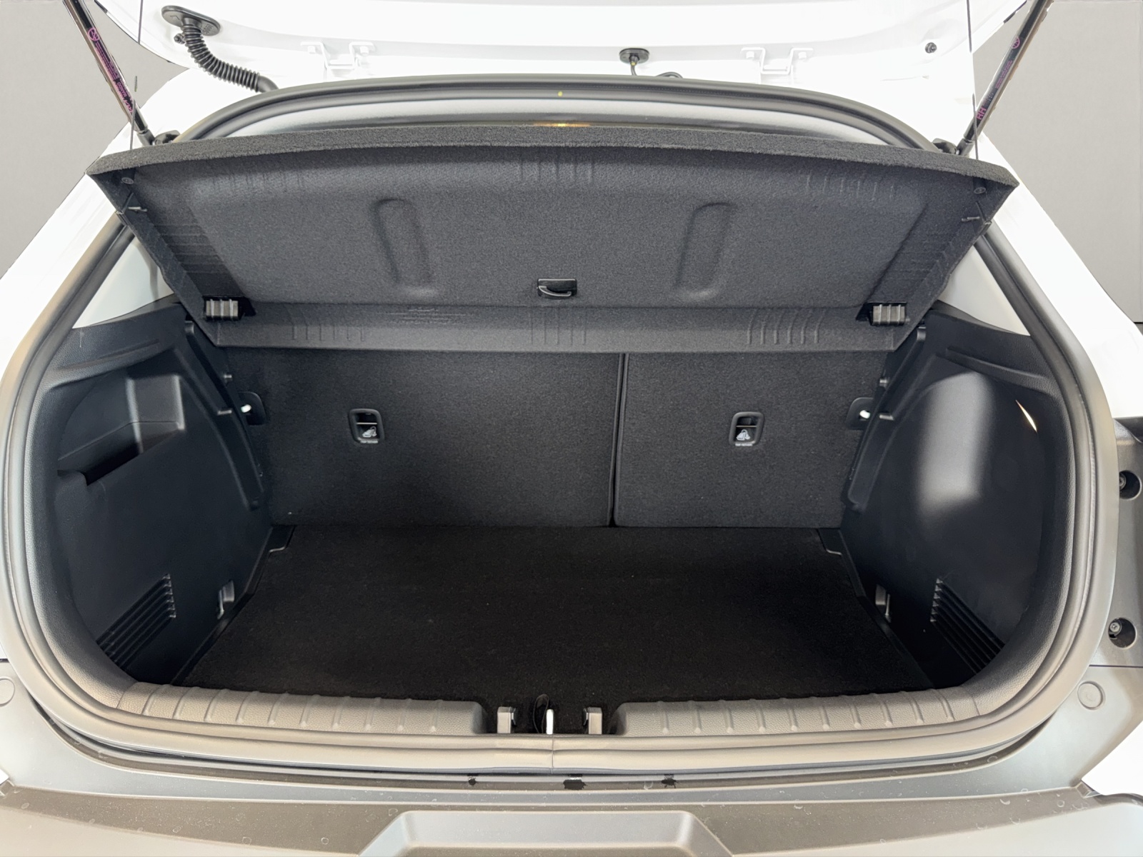 KIA Stonic 1.0 T-GDi MHEV GT-Line-image-10