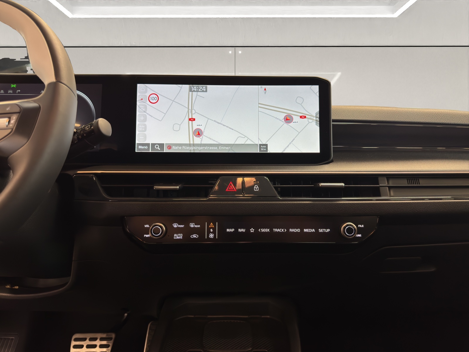 KIA Stonic 1.0 T-GDi MHEV GT-Line-image-14