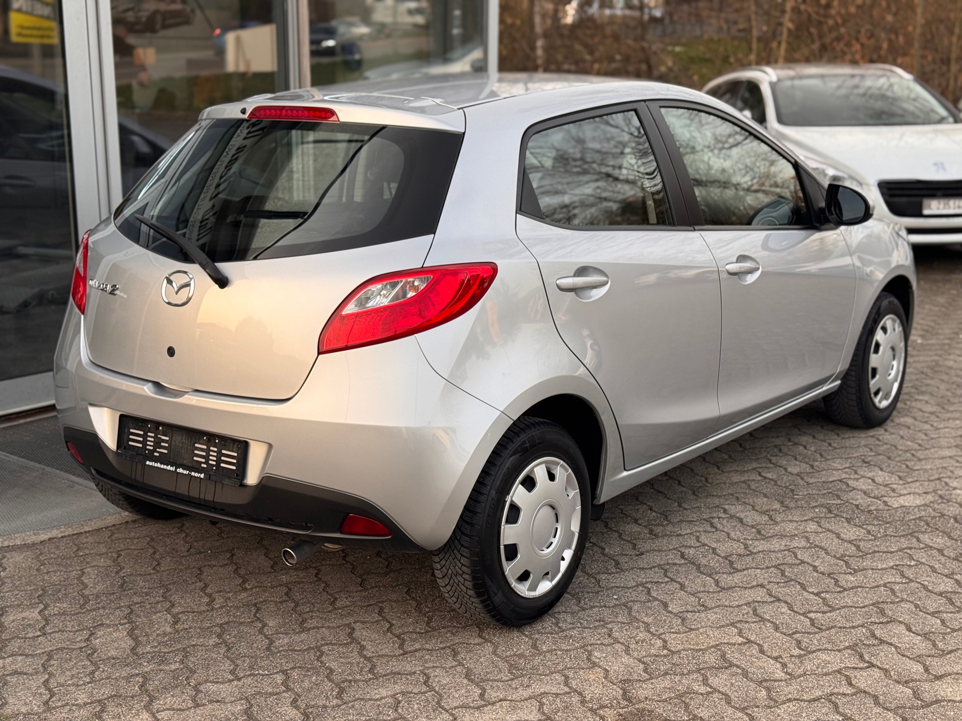 MAZDA 2 1.3i 16V Exclusive-image-4