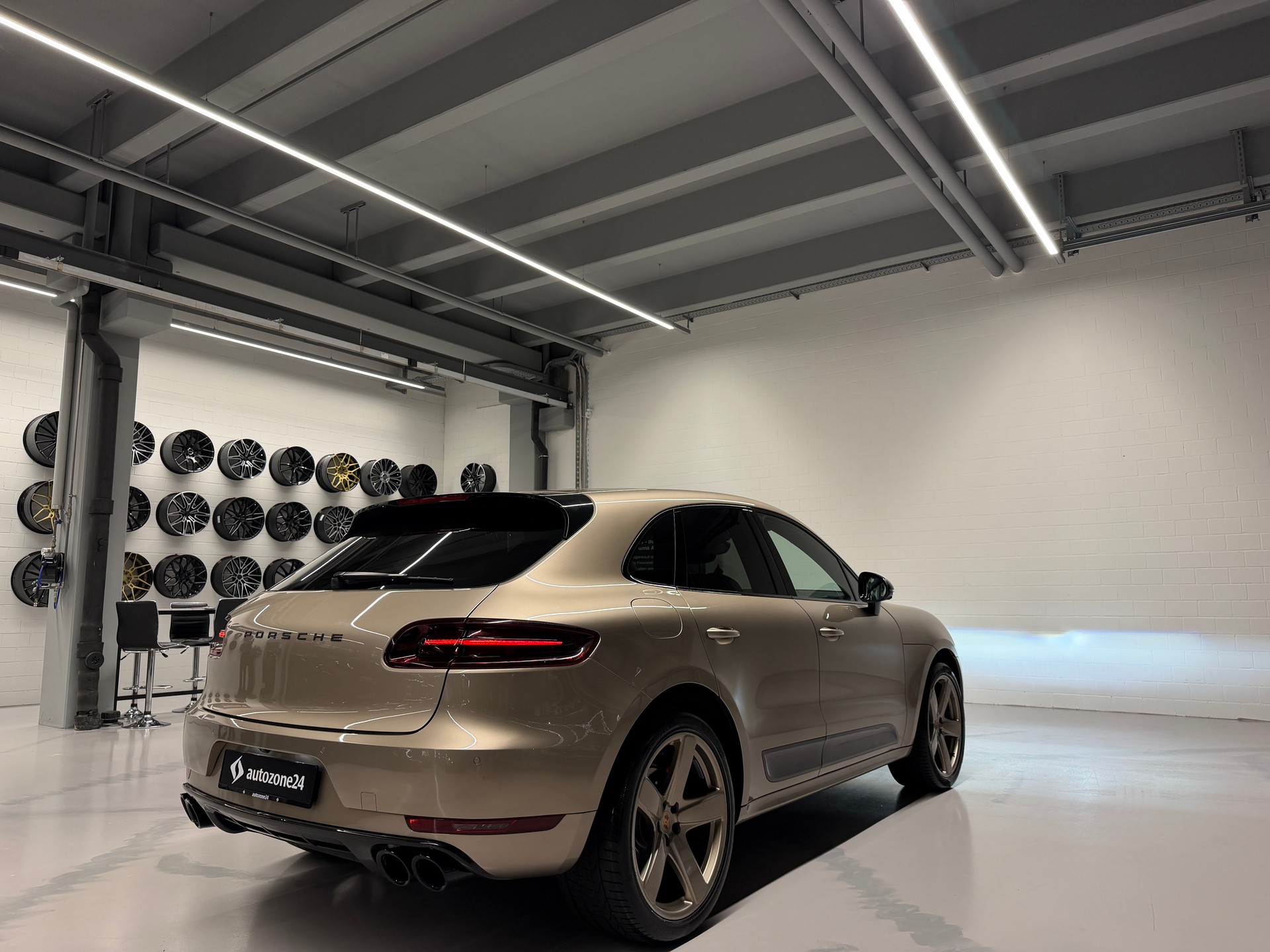 PORSCHE Macan 3.0 V6 GTS (Porsche Approved bis 7.12.2026)-image-3