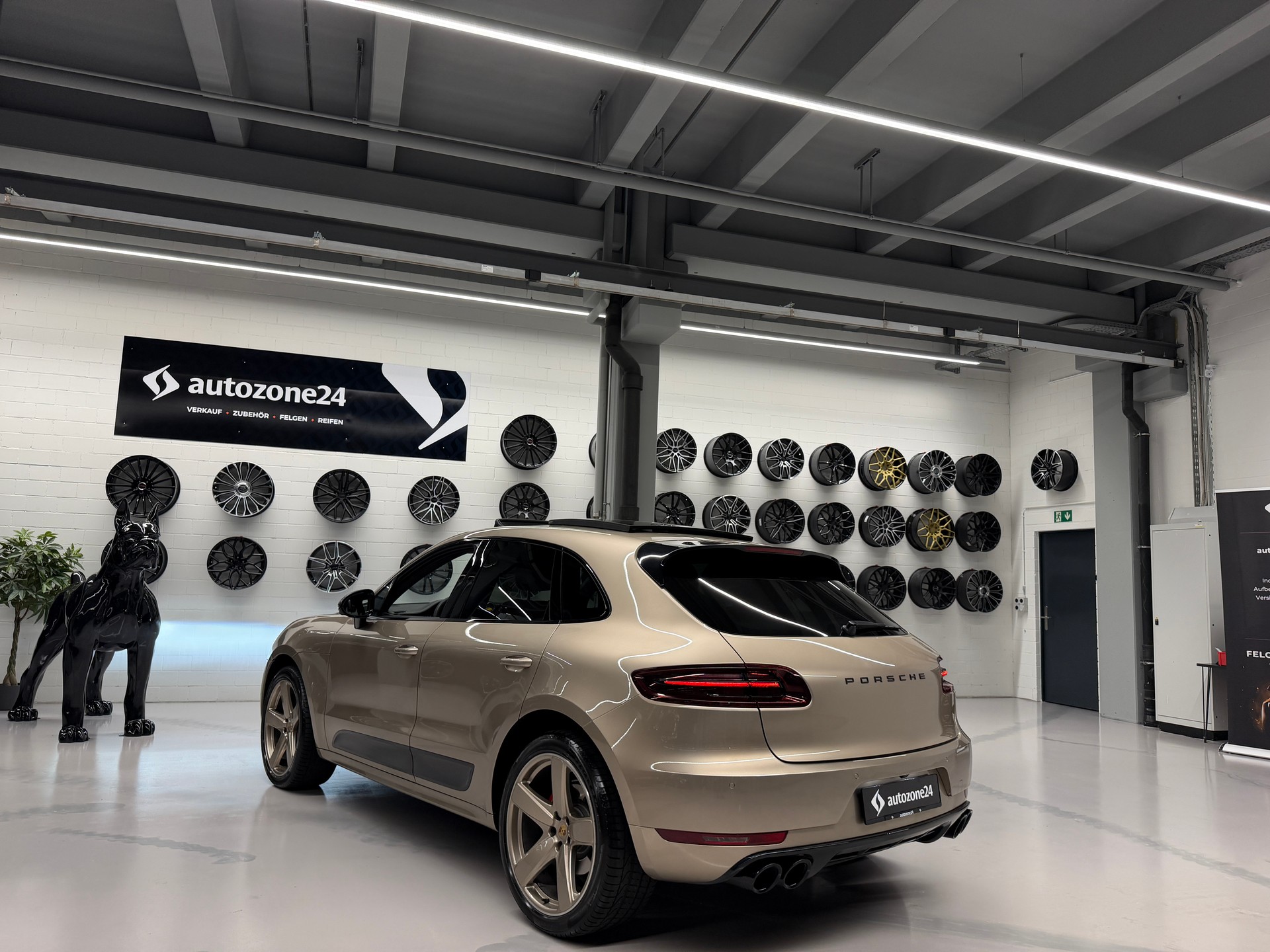 PORSCHE Macan 3.0 V6 GTS (Porsche Approved bis 7.12.2026)-image-10