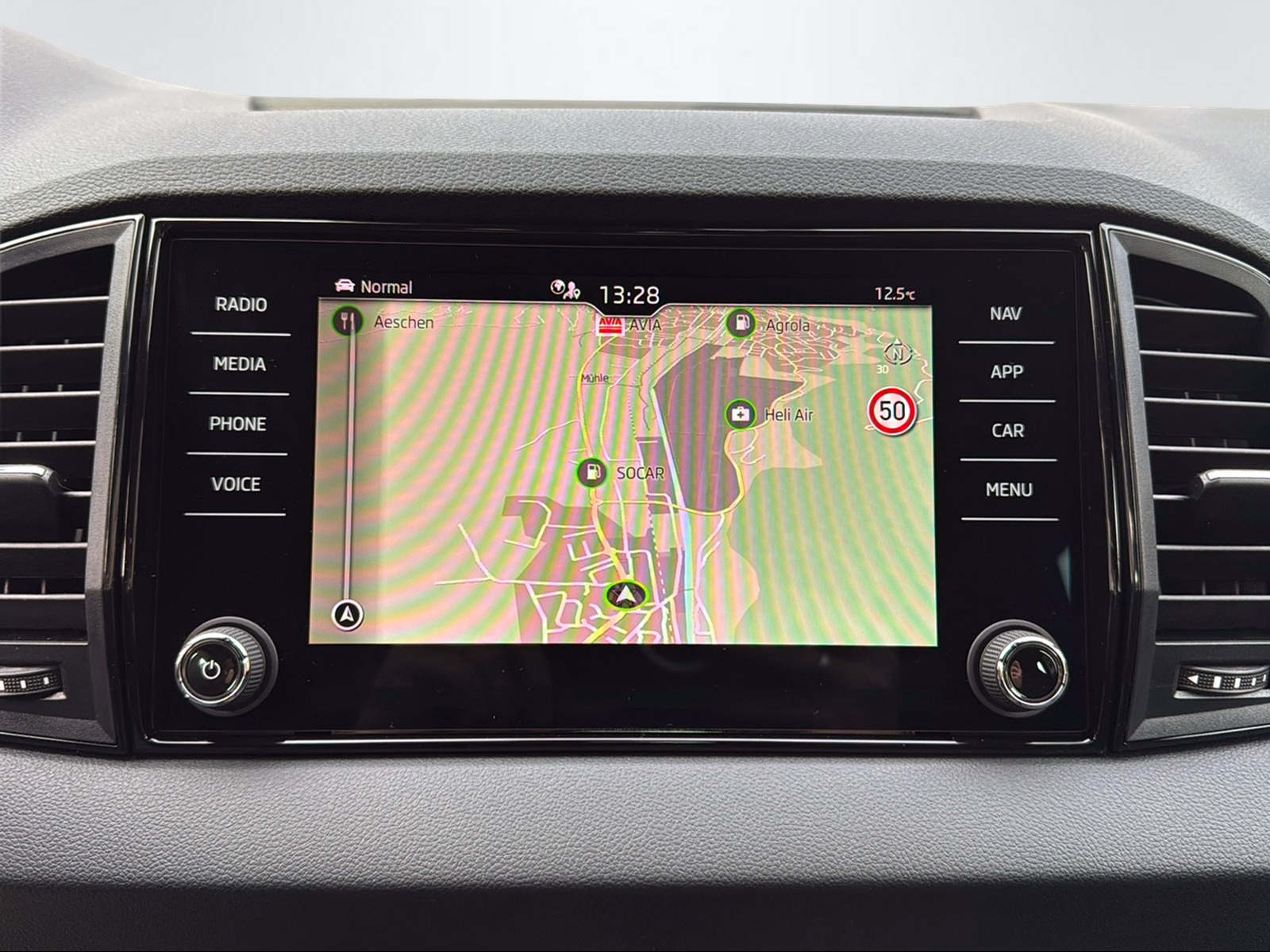 SKODA Karoq 2.0 TSI SportLine 4x4 DSG-image-7