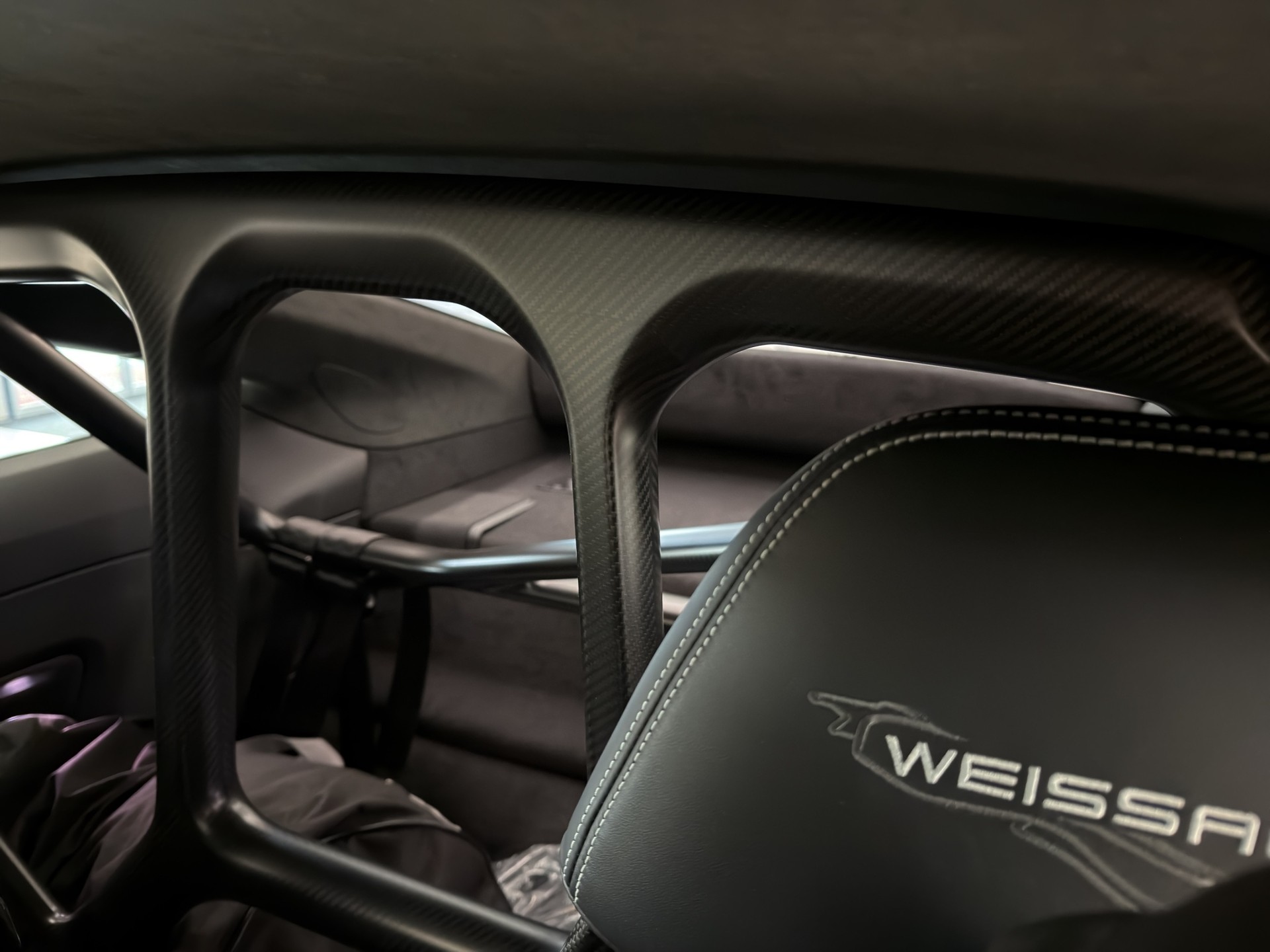 PORSCHE 911 GT3 RS Weissach-Paket-image-21