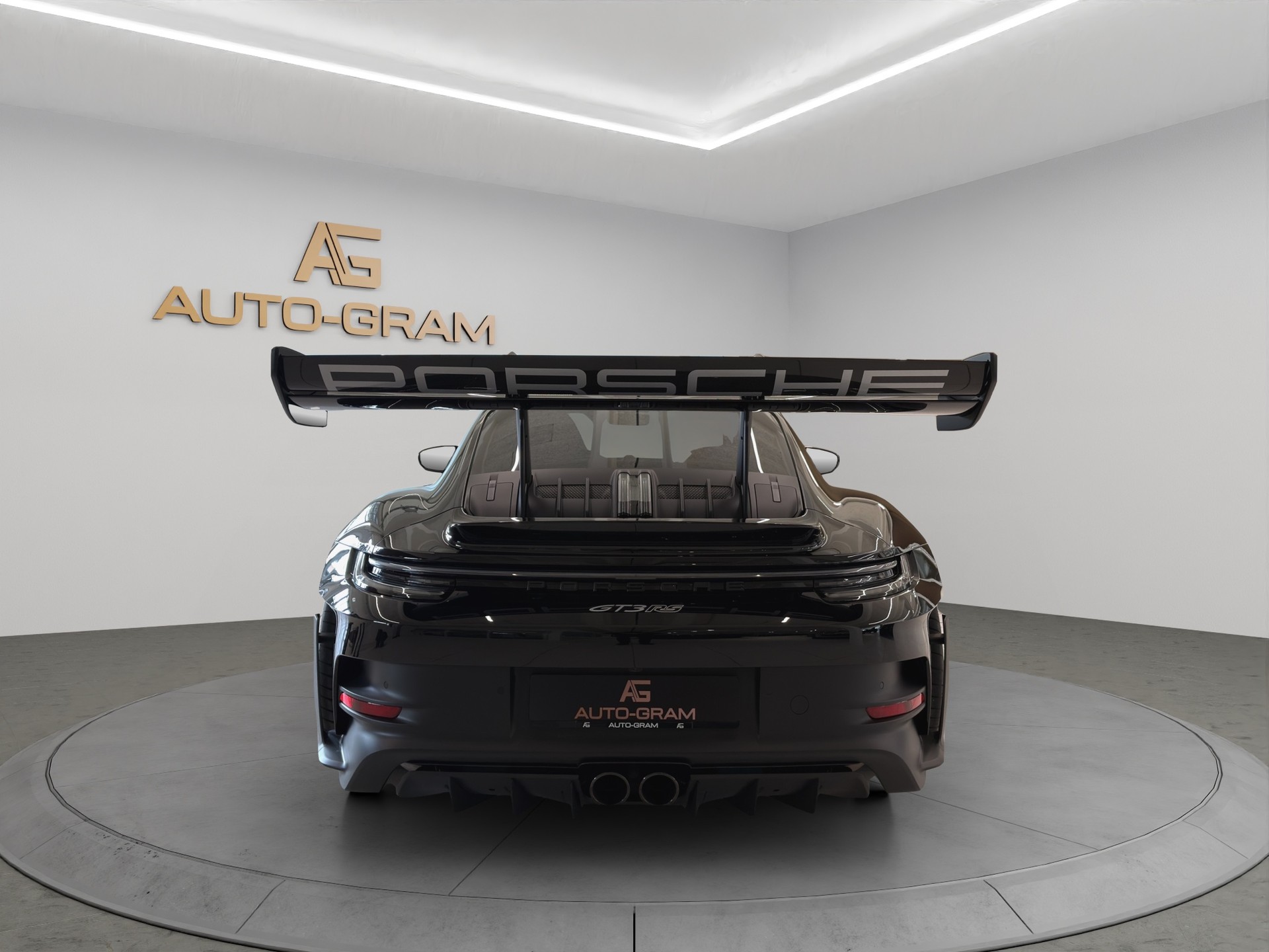 PORSCHE 911 GT3 RS Weissach-Paket-image-3