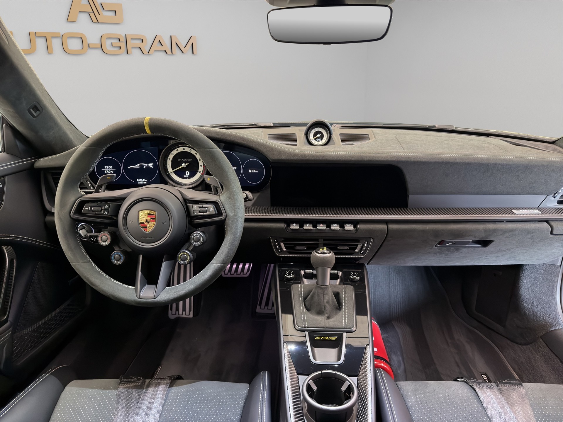 PORSCHE 911 GT3 RS Weissach-Paket-image-14
