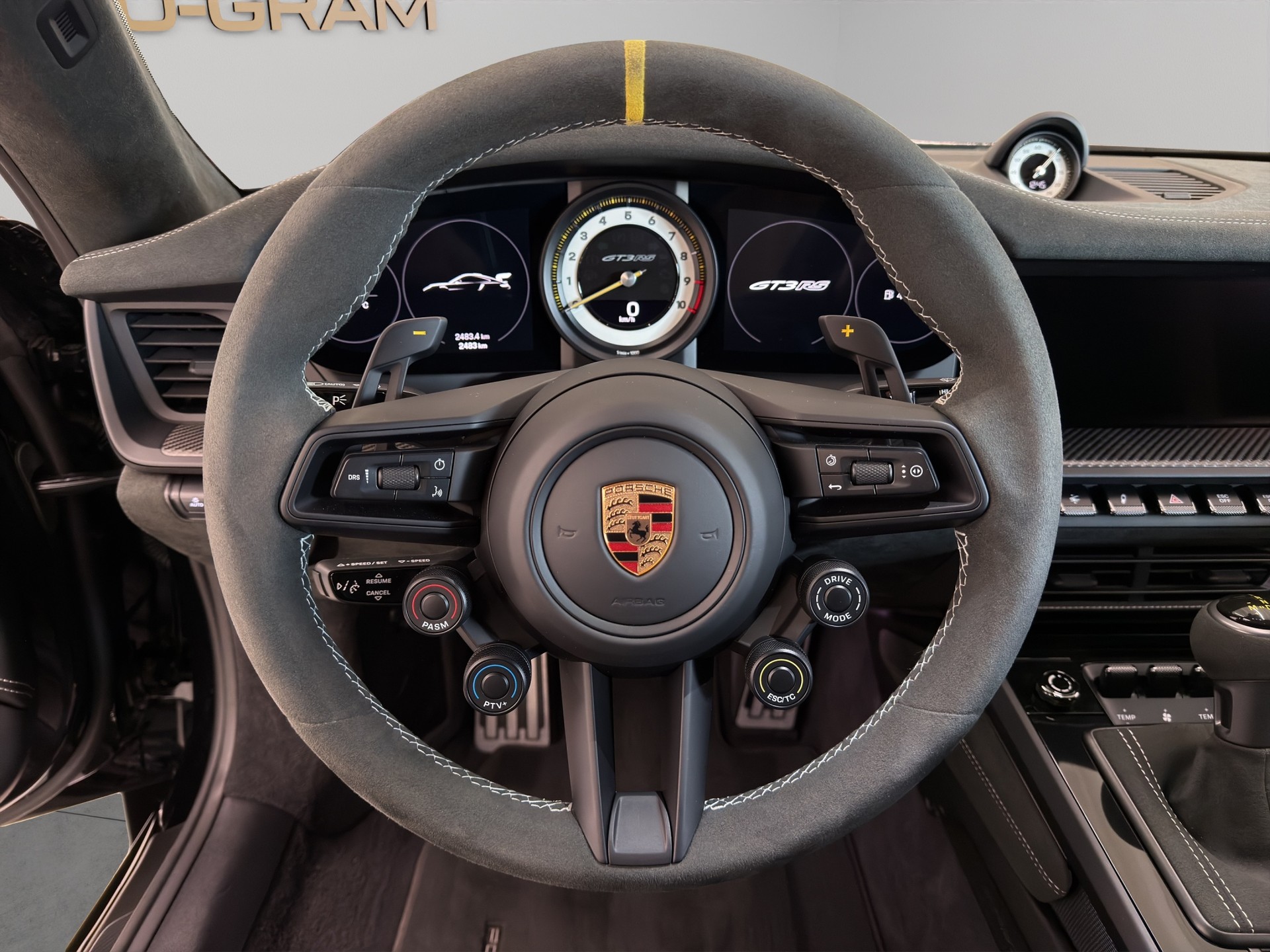 PORSCHE 911 GT3 RS Weissach-Paket-image-15