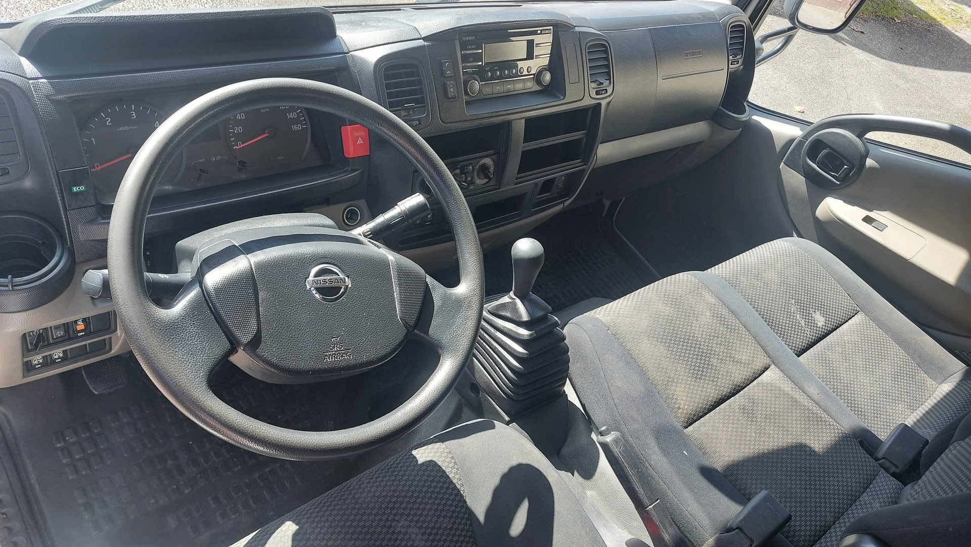 NISSAN NT400-image-8