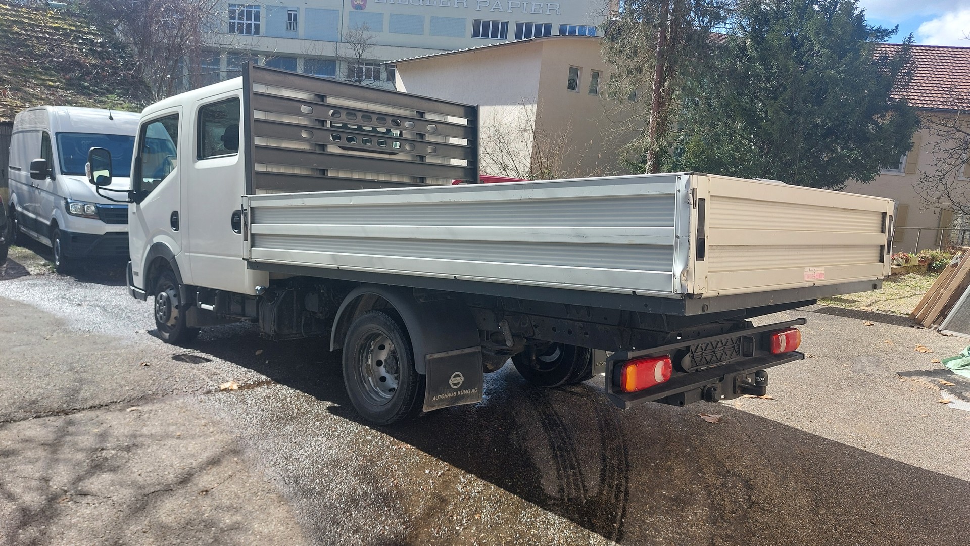 NISSAN NT400-image-4